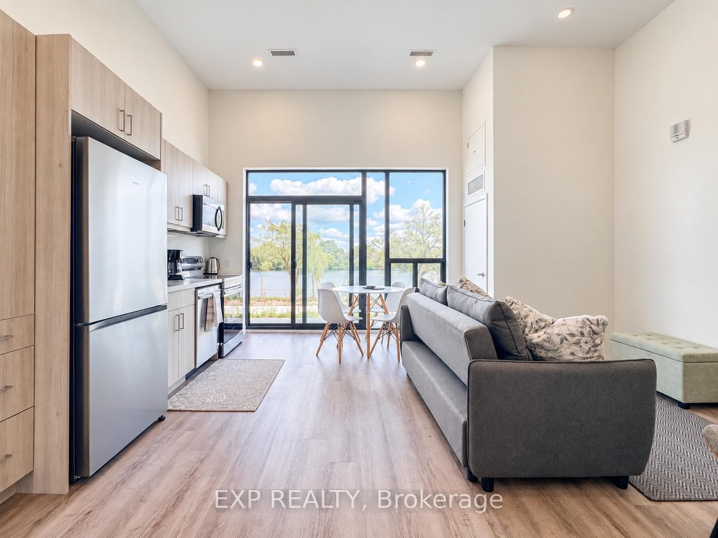 350 Prince Charles Drive S N/A Unit 123