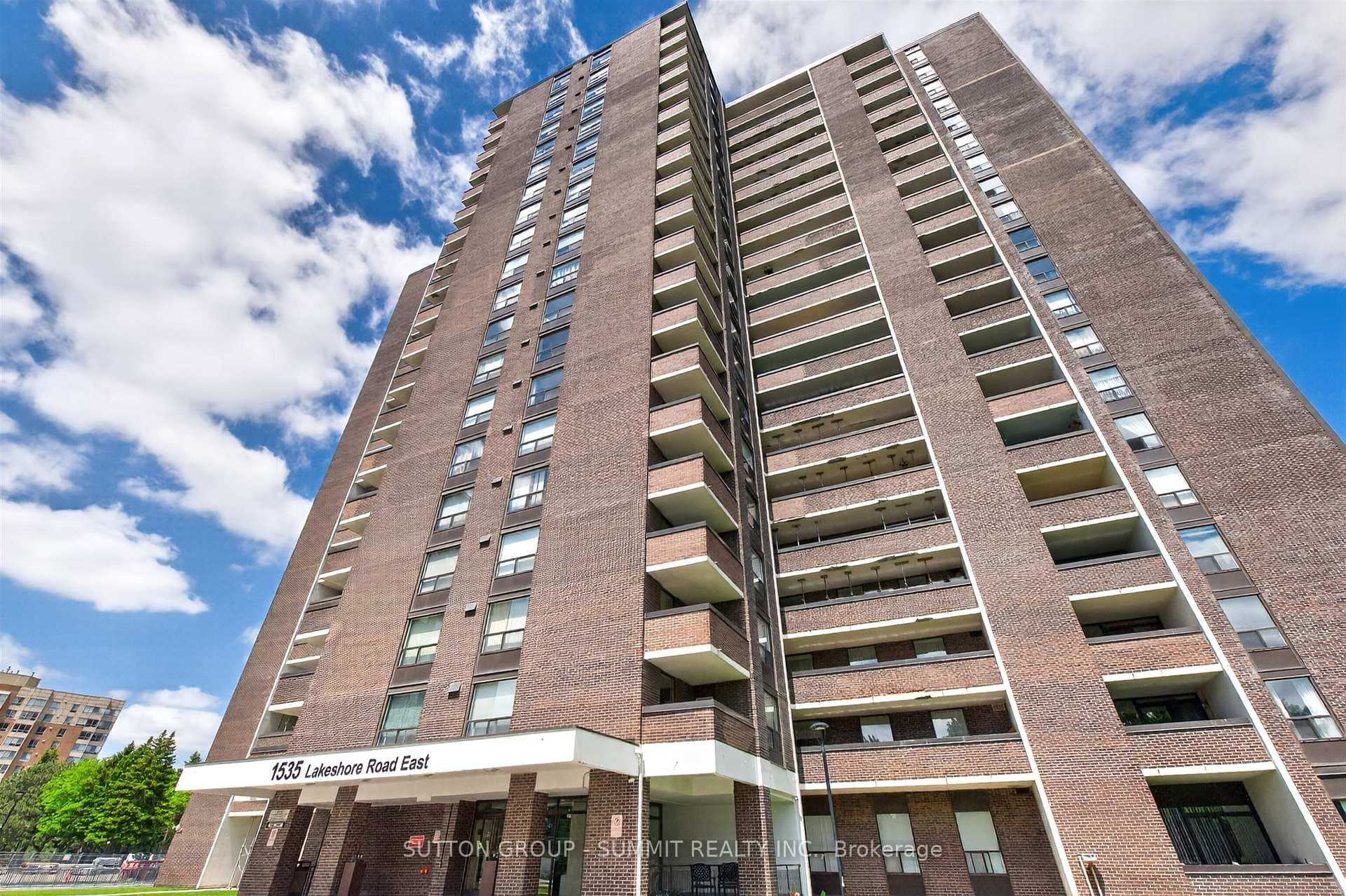 1535 LAKESHORE Road Unit 1606
