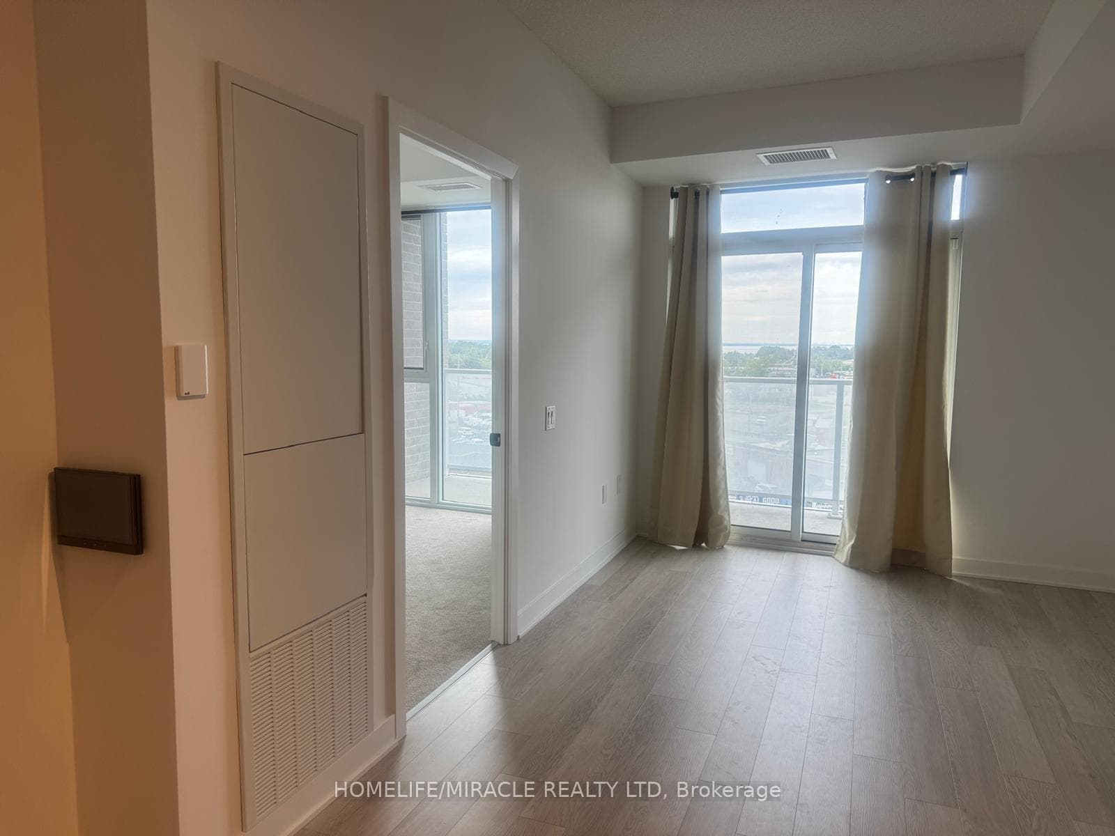 2782 Barton Street Unit 512