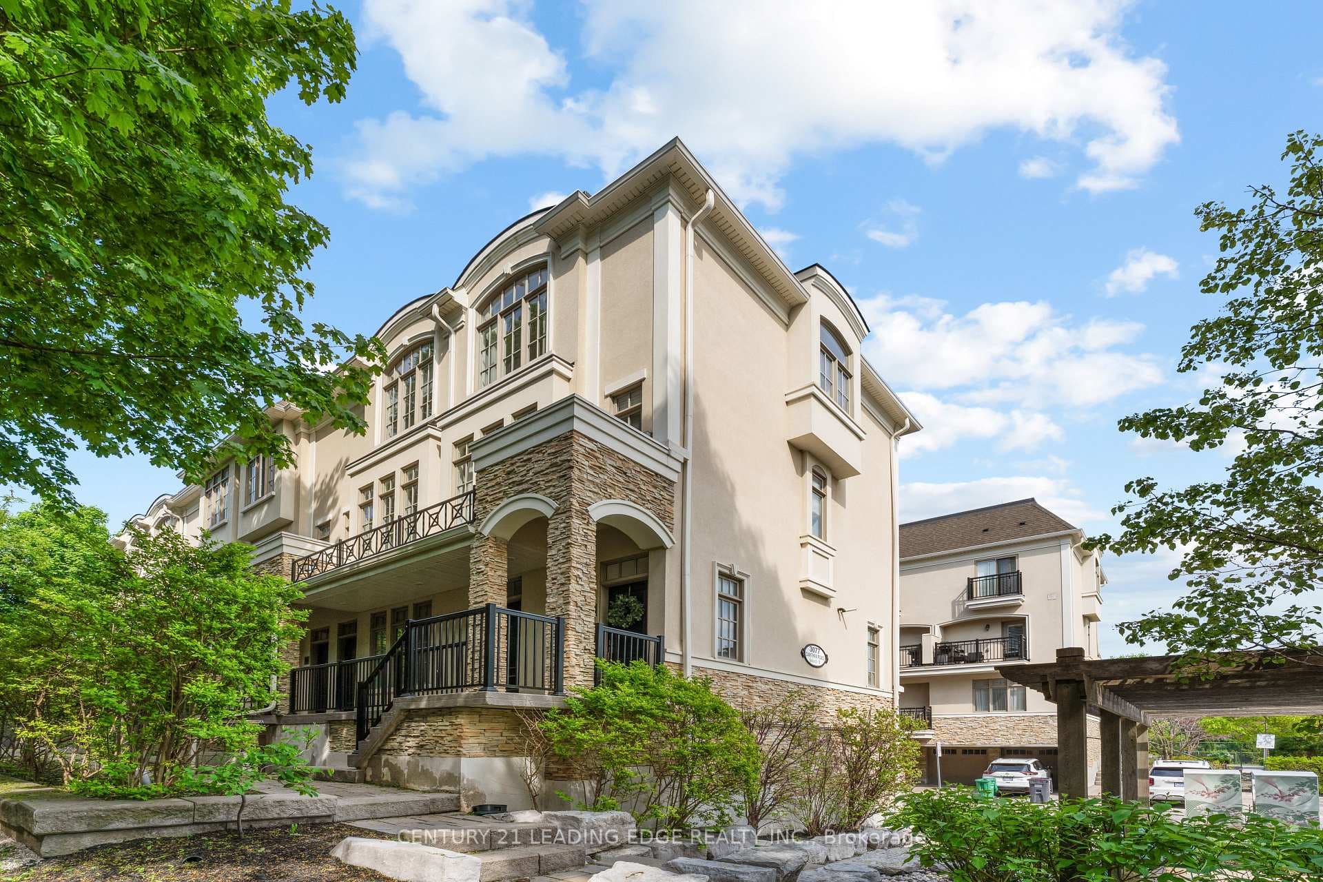 3077 Cawthra Road Unit 18