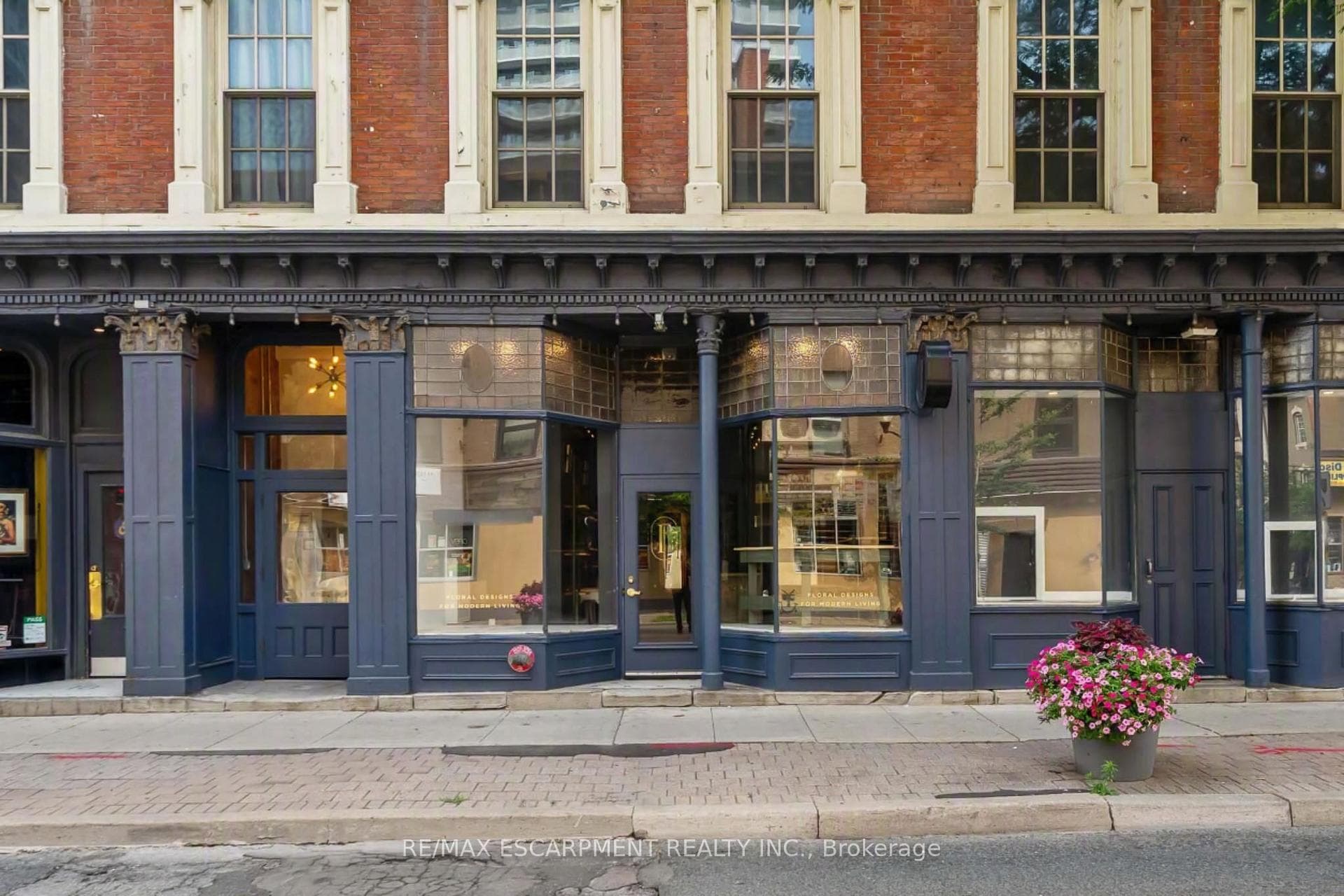 6 JOHN Street