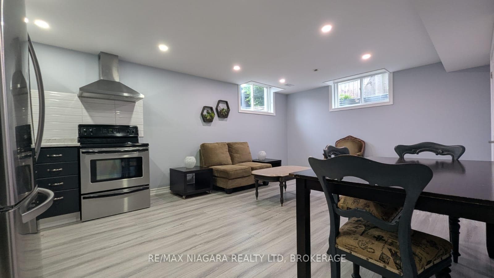 5622 Osprey Avenue Unit Lower