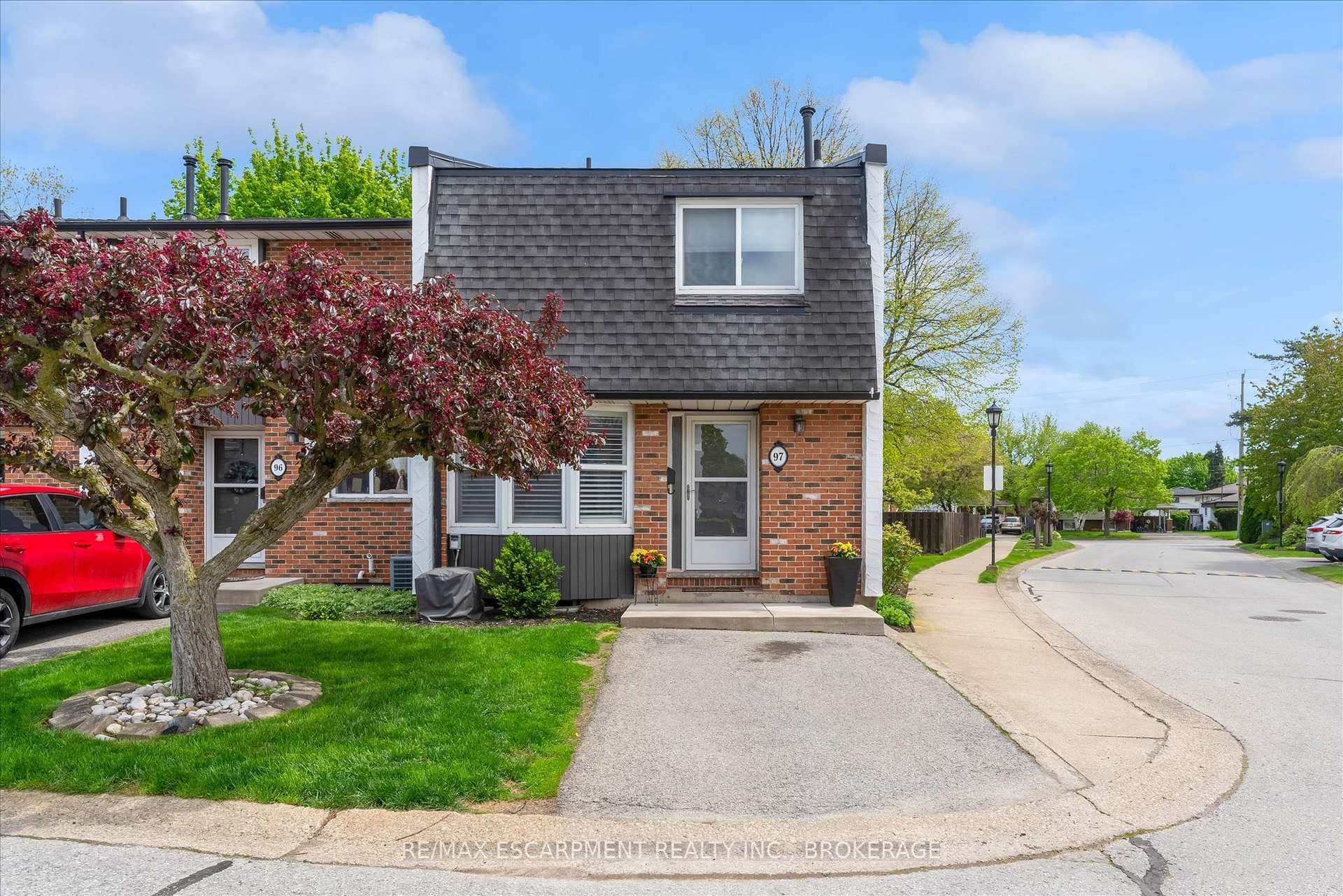 77 LINWELL Road Unit 97
