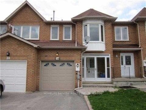 16 Thames Court
