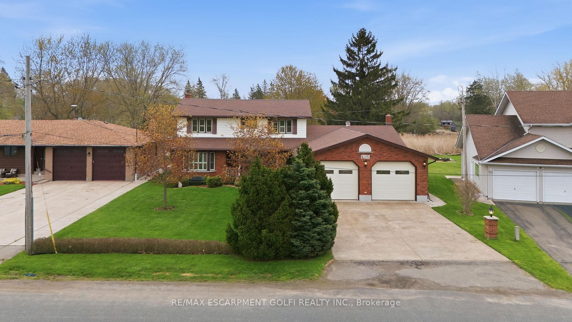 3466 River Trail