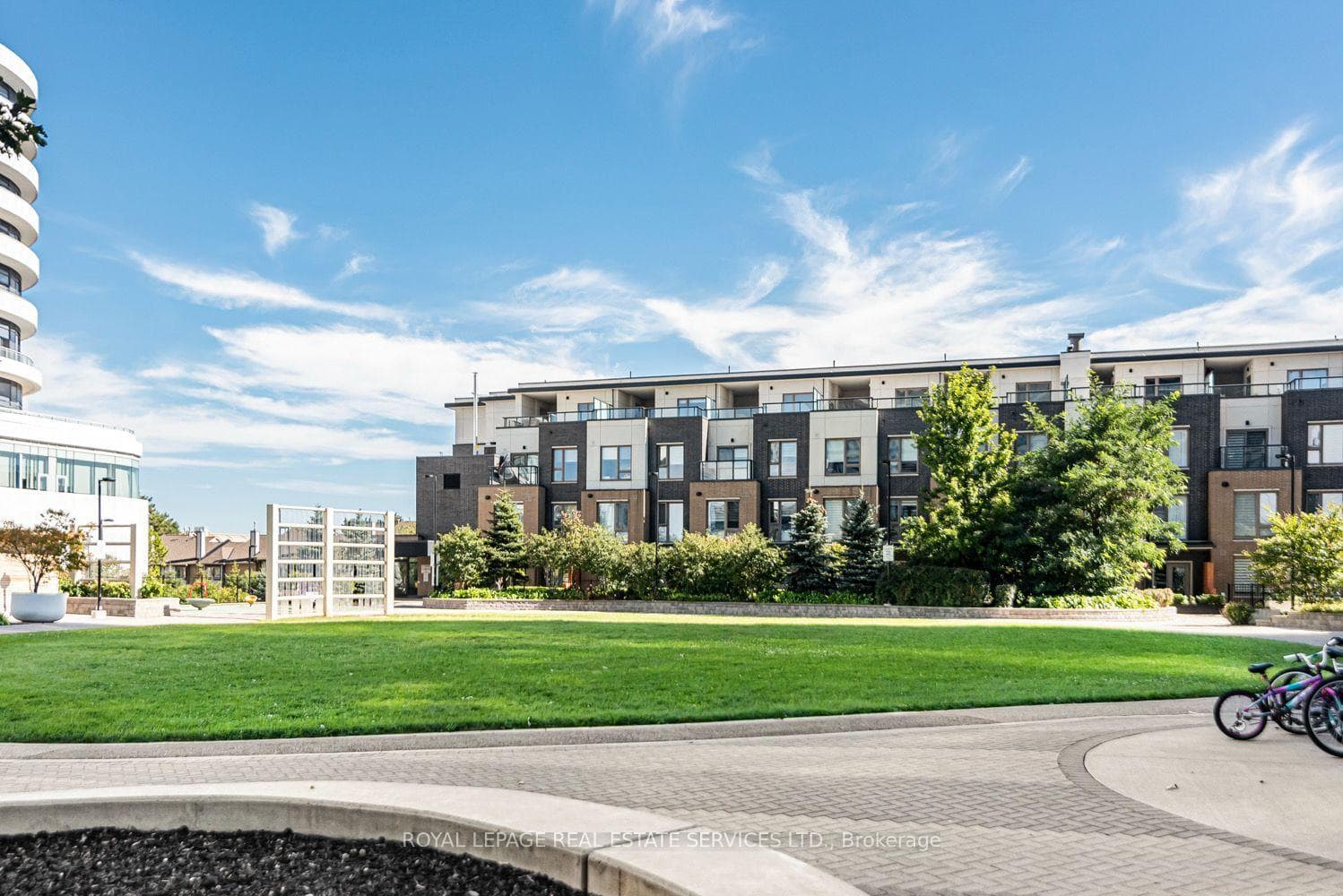 2530 Eglinton Avenue Unit 117