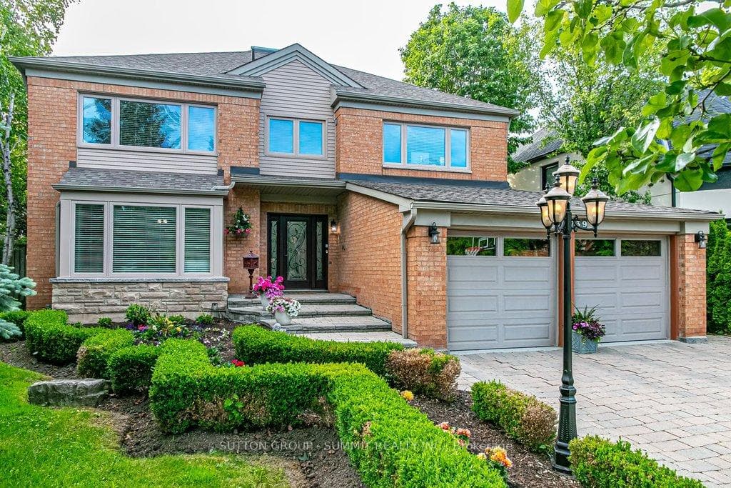 3739 St. Laurent Court