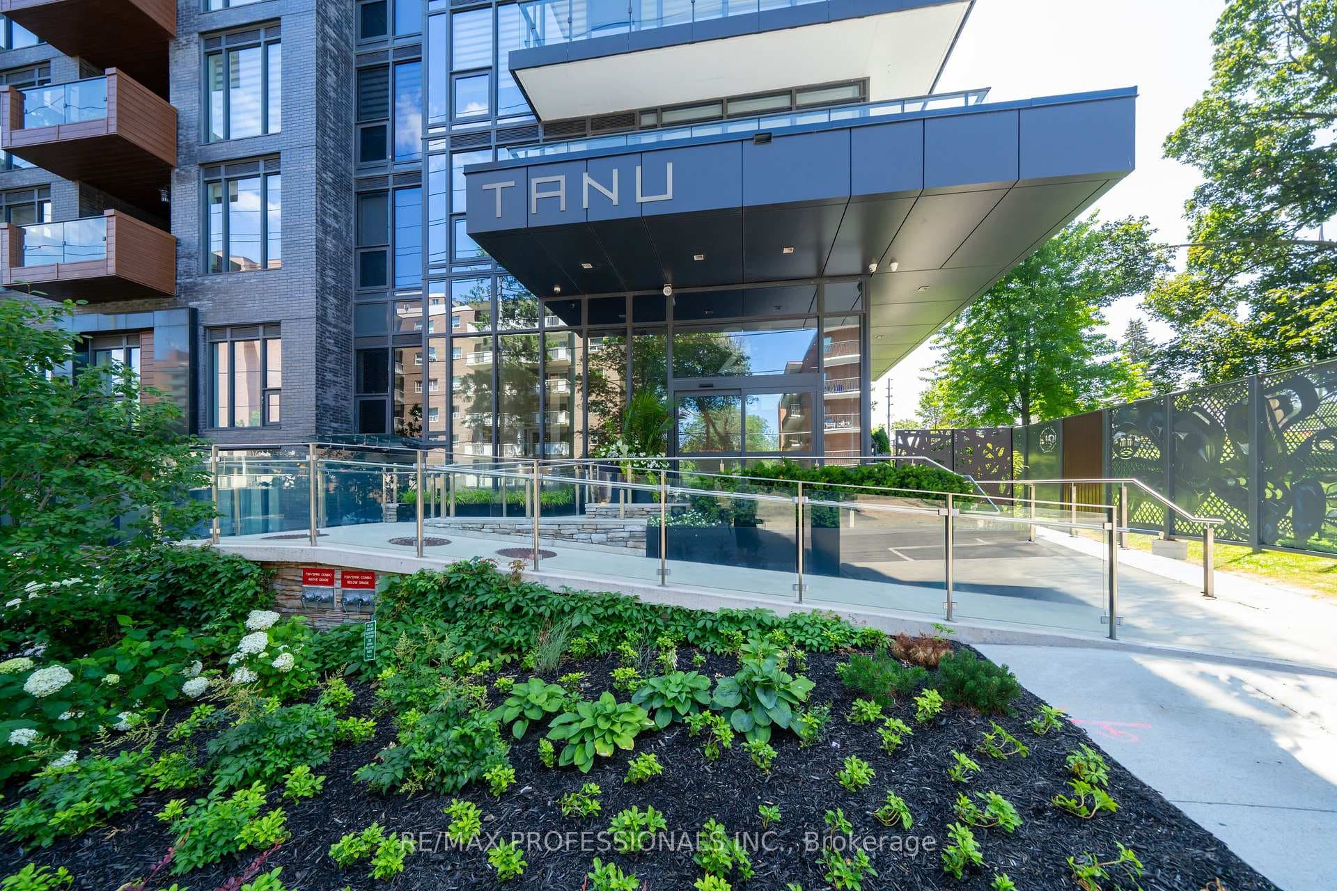 21 Park Street Unit 816