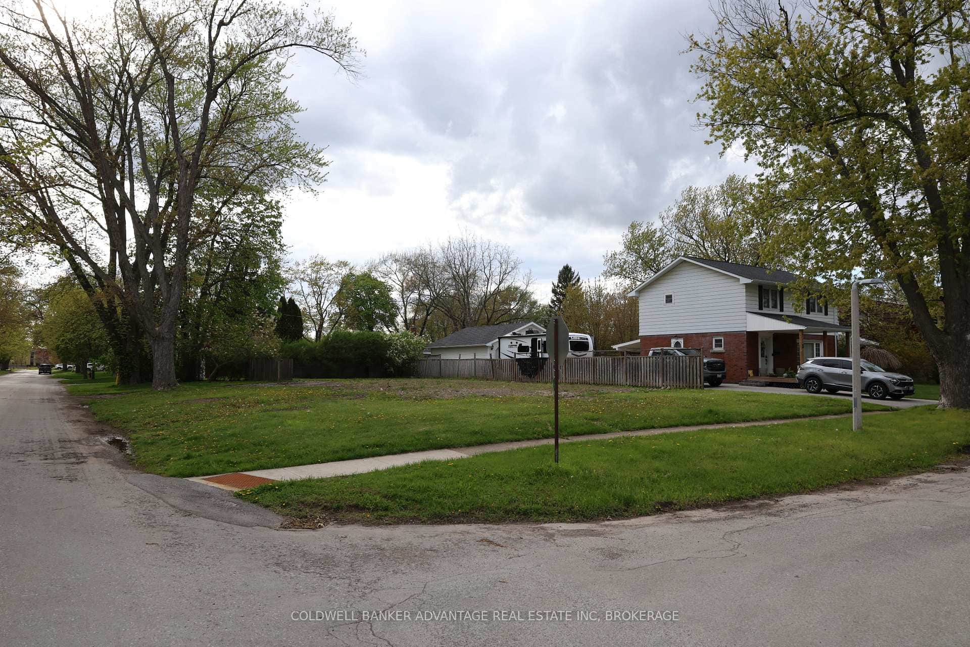 74 Summit Avenue