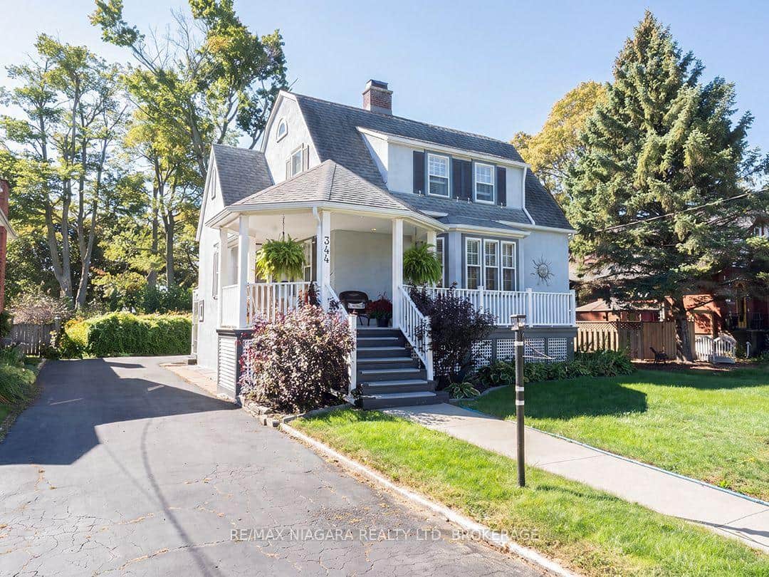 344 CLARENCE Street