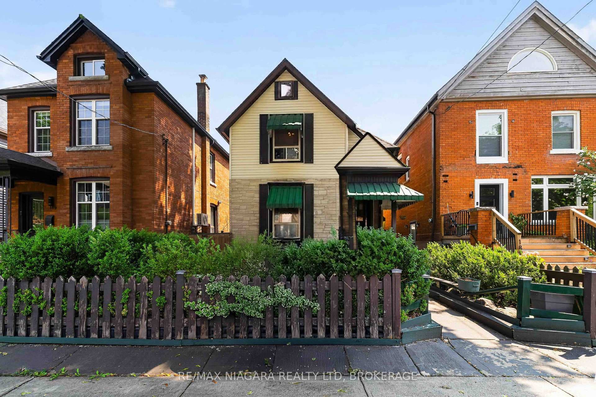 187 Emerald Street