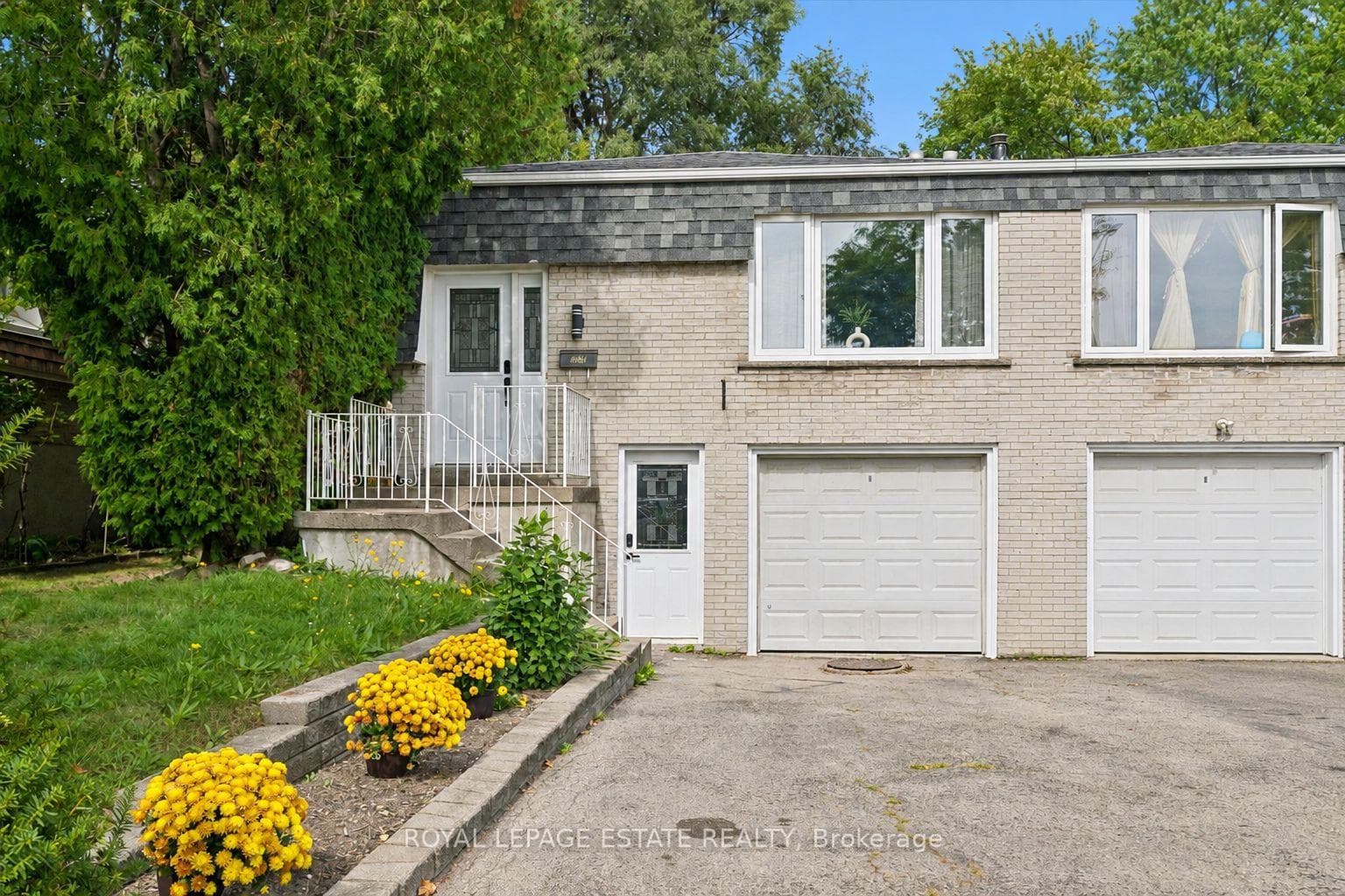 3325 Strabane Drive