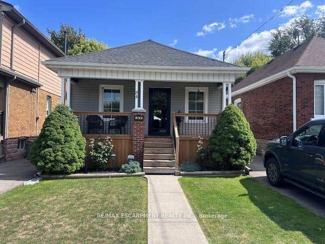 84 Barons Avenue