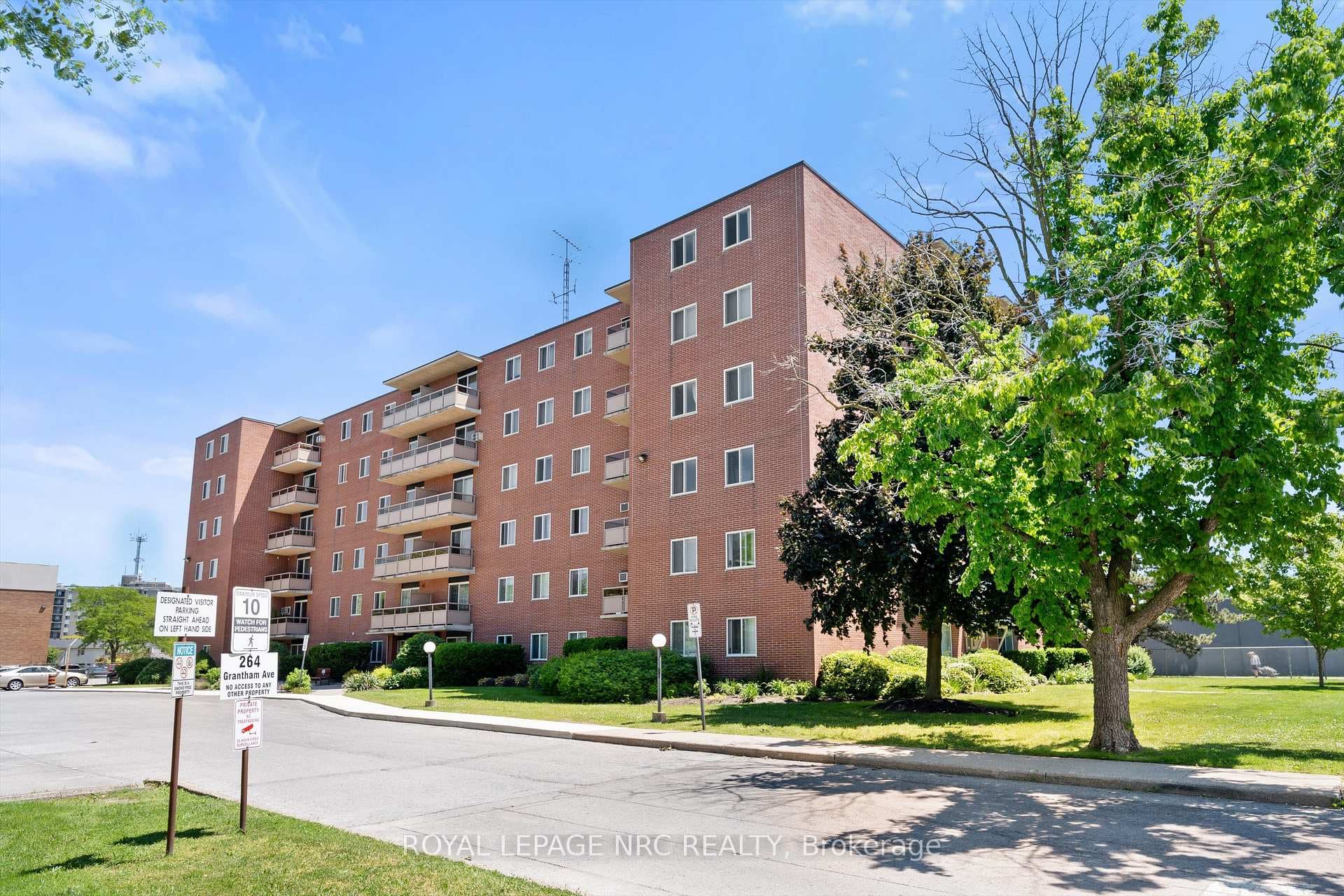 264 Grantham Avenue Unit 501