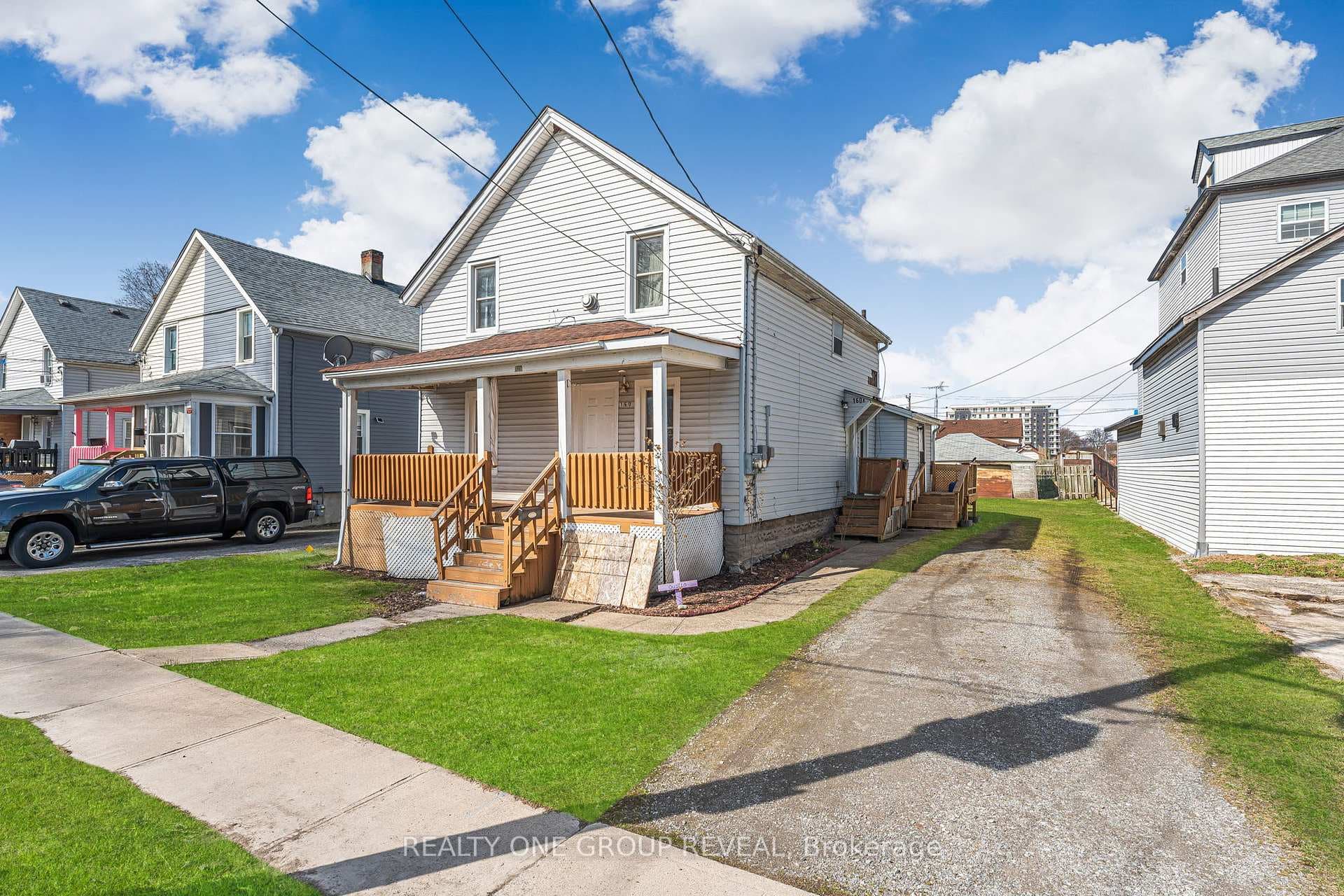 160 Fares Street