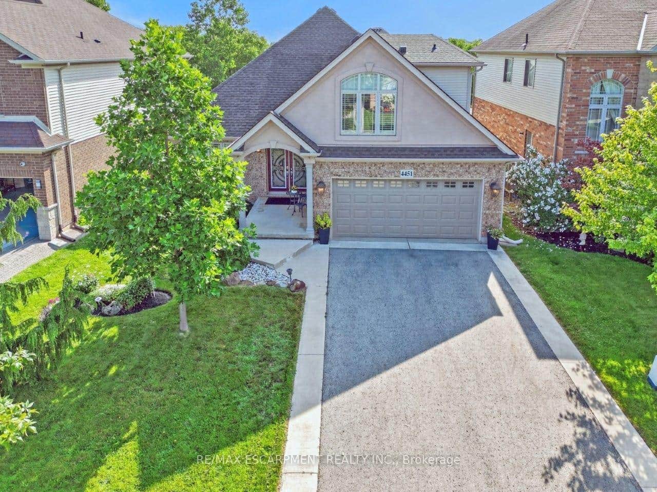 4451 Comfort Crescent