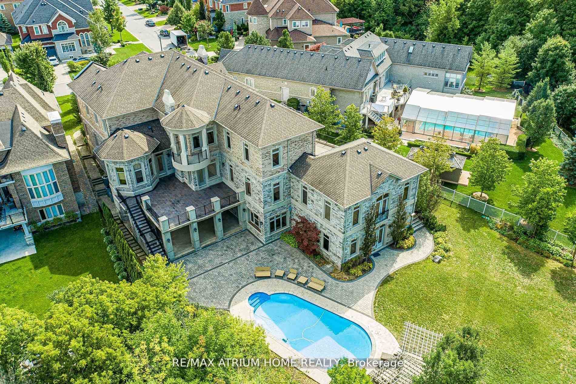 71 Grandvista Crescent