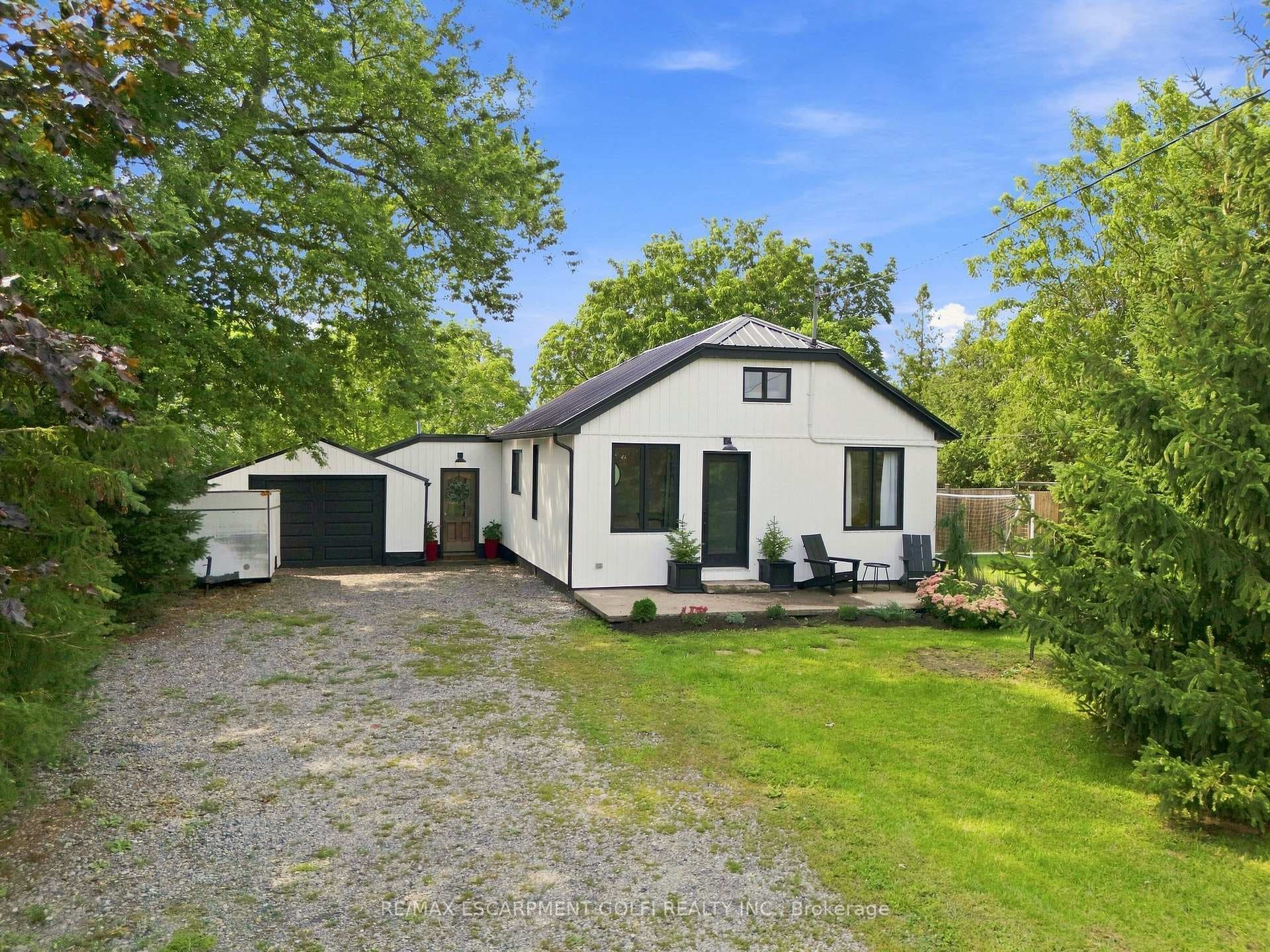 1368 Lorraine Road