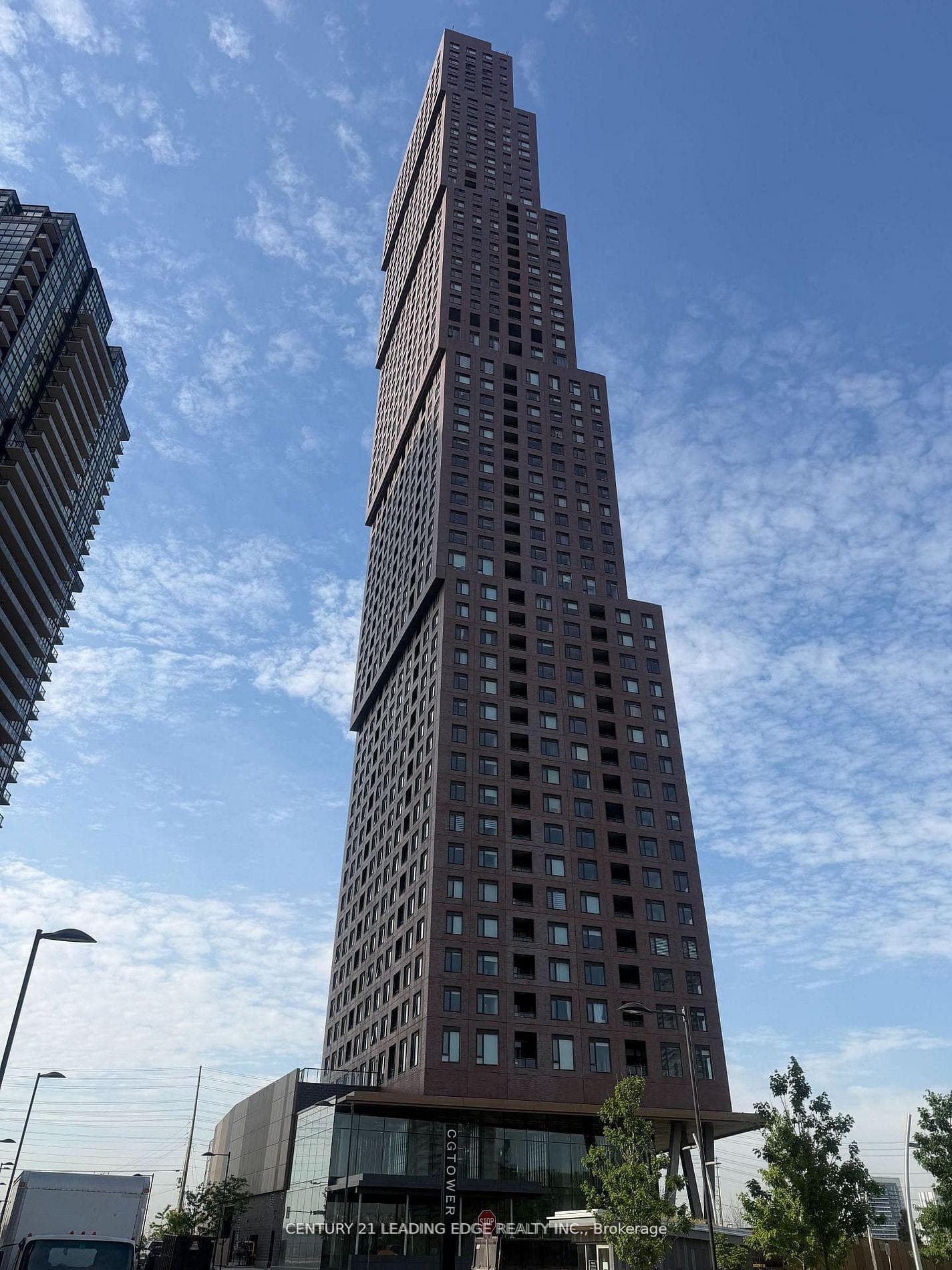 2920 Highway 7 Road Unit 512