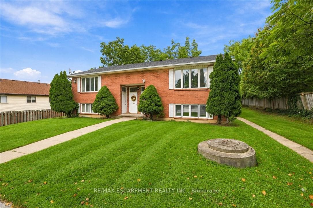 26 Renfrew Street