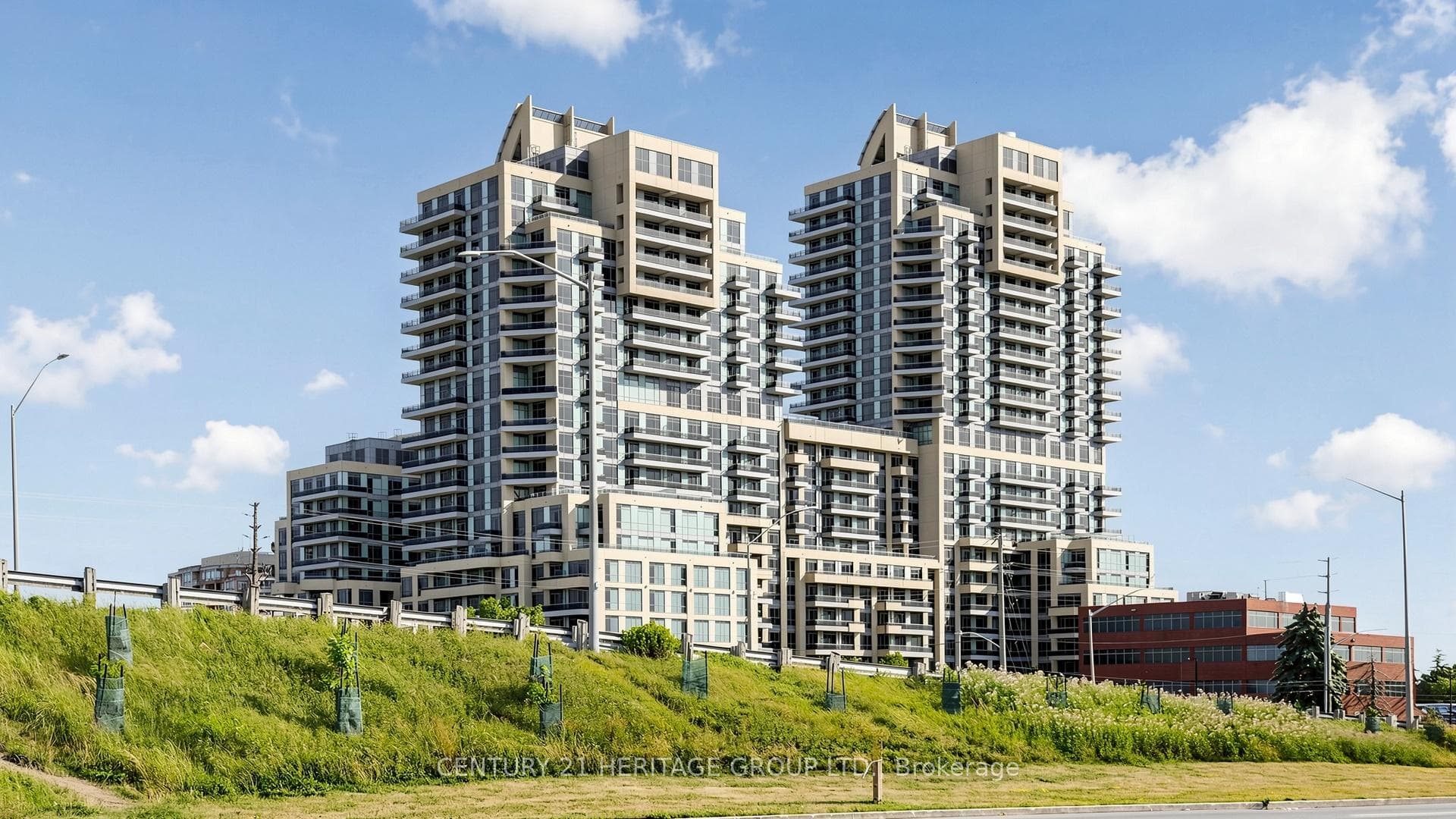 9205 Yonge Street Unit Level 1 unit 9 (NE-1)
