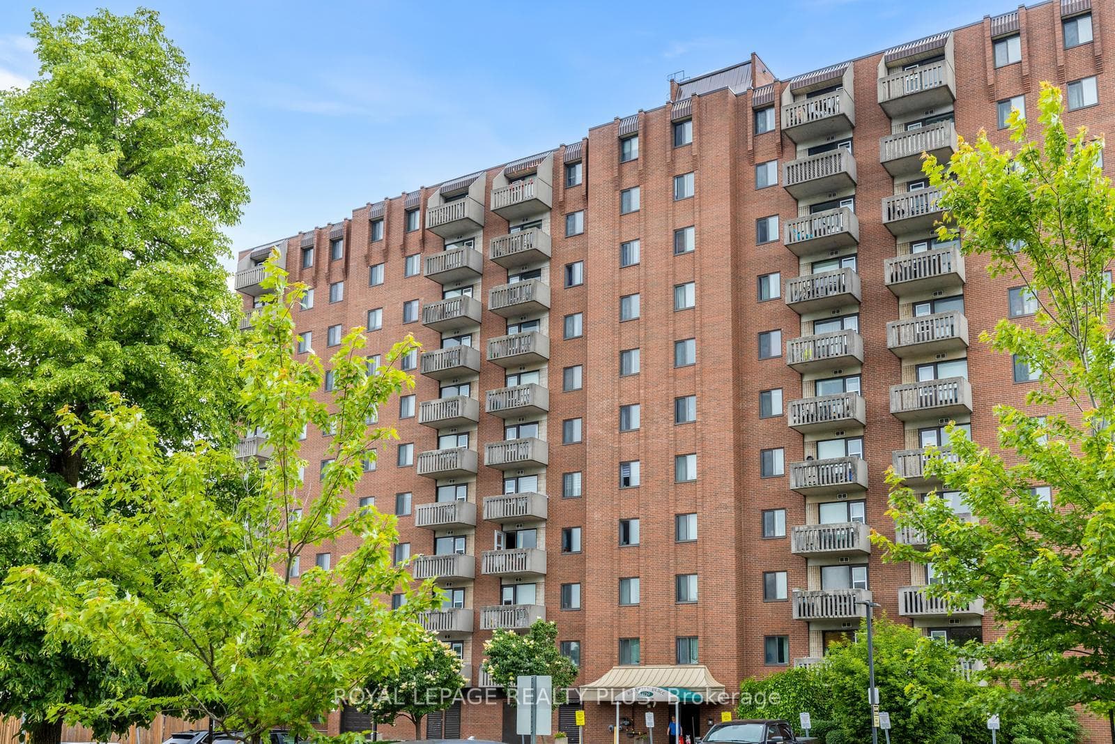 6720 Glen Erin Drive Unit 1012