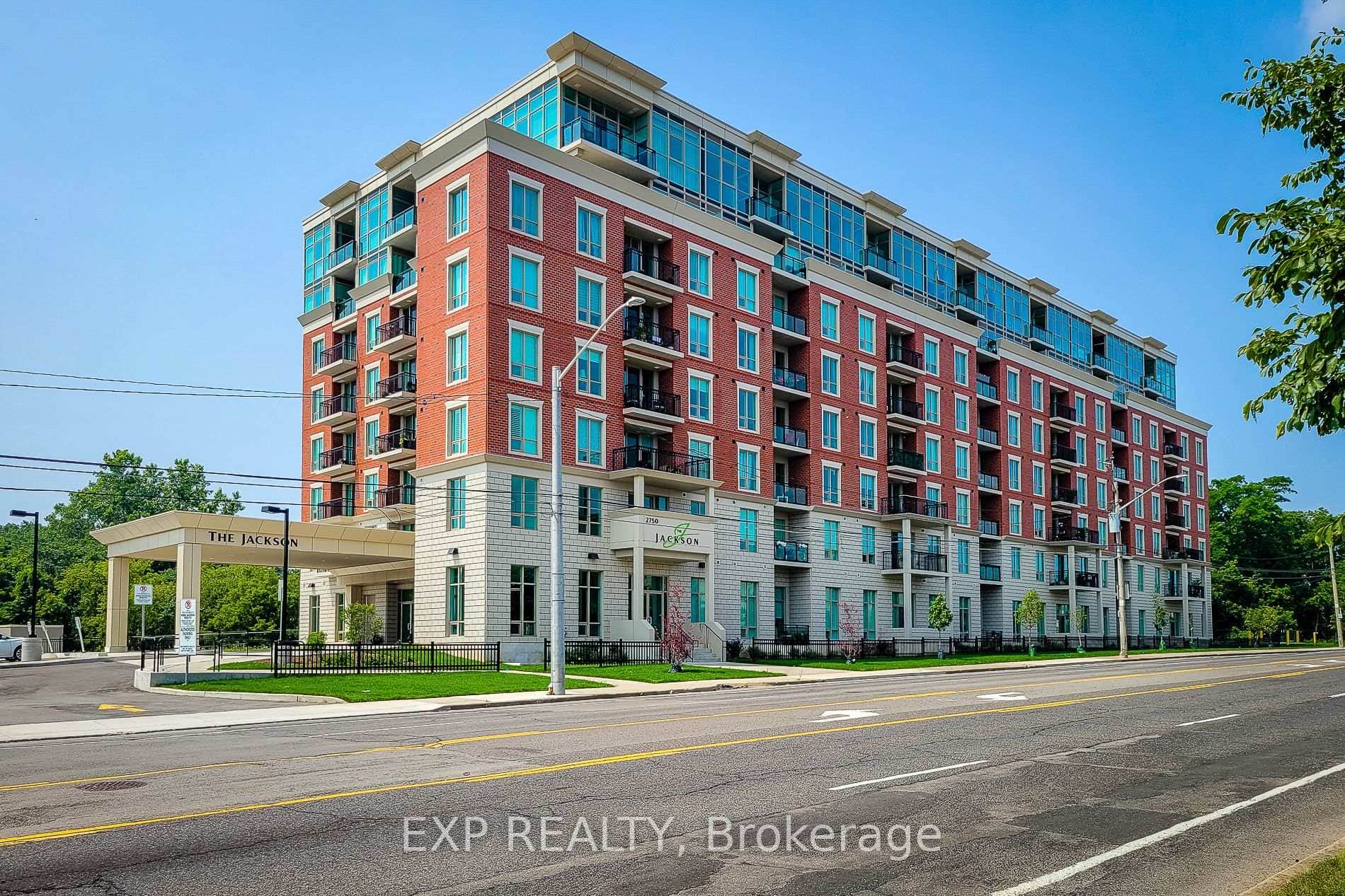 2750 King Street Unit 102