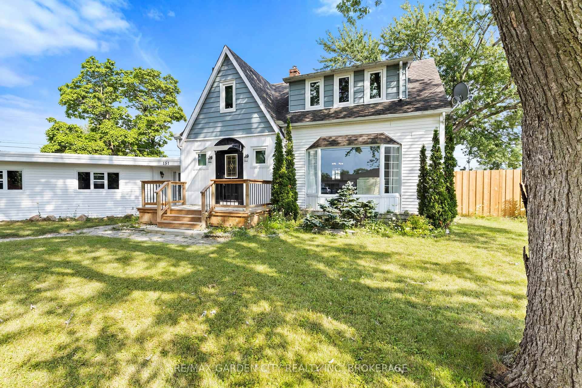 151 St George Street