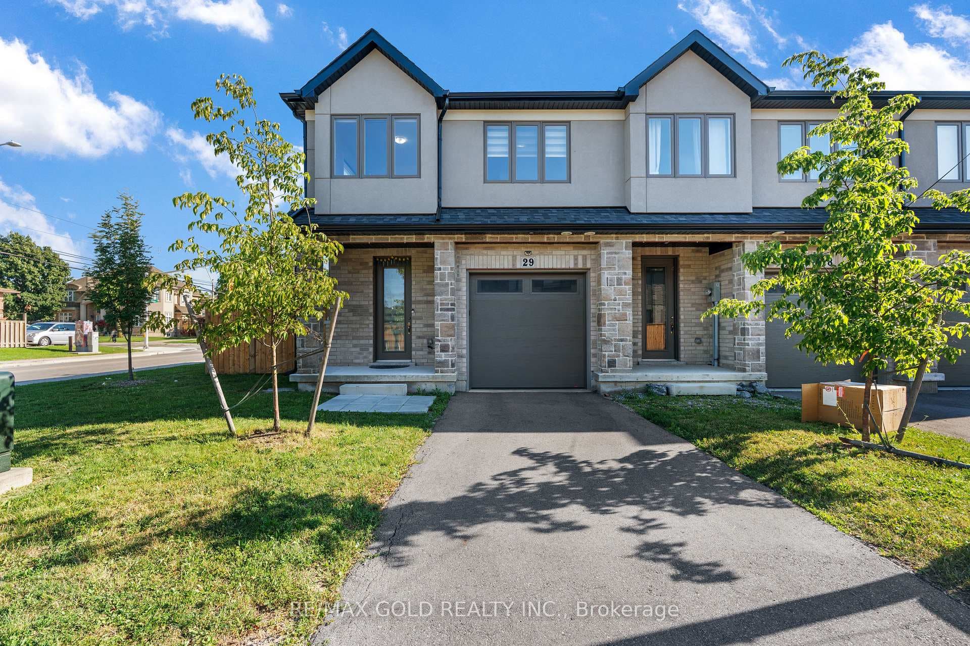 166 Mount Albion Road Unit 29