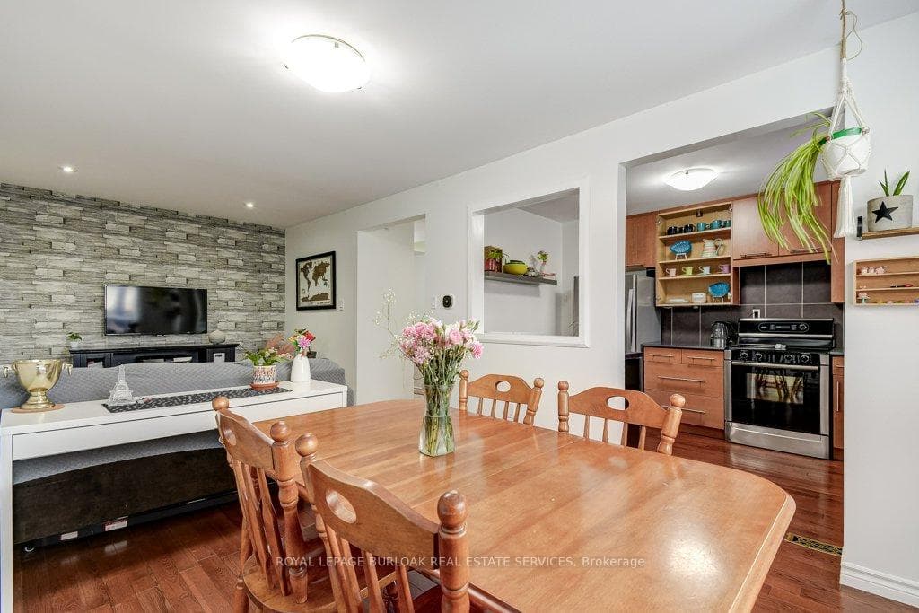 1350 Limeridge Road Unit 18