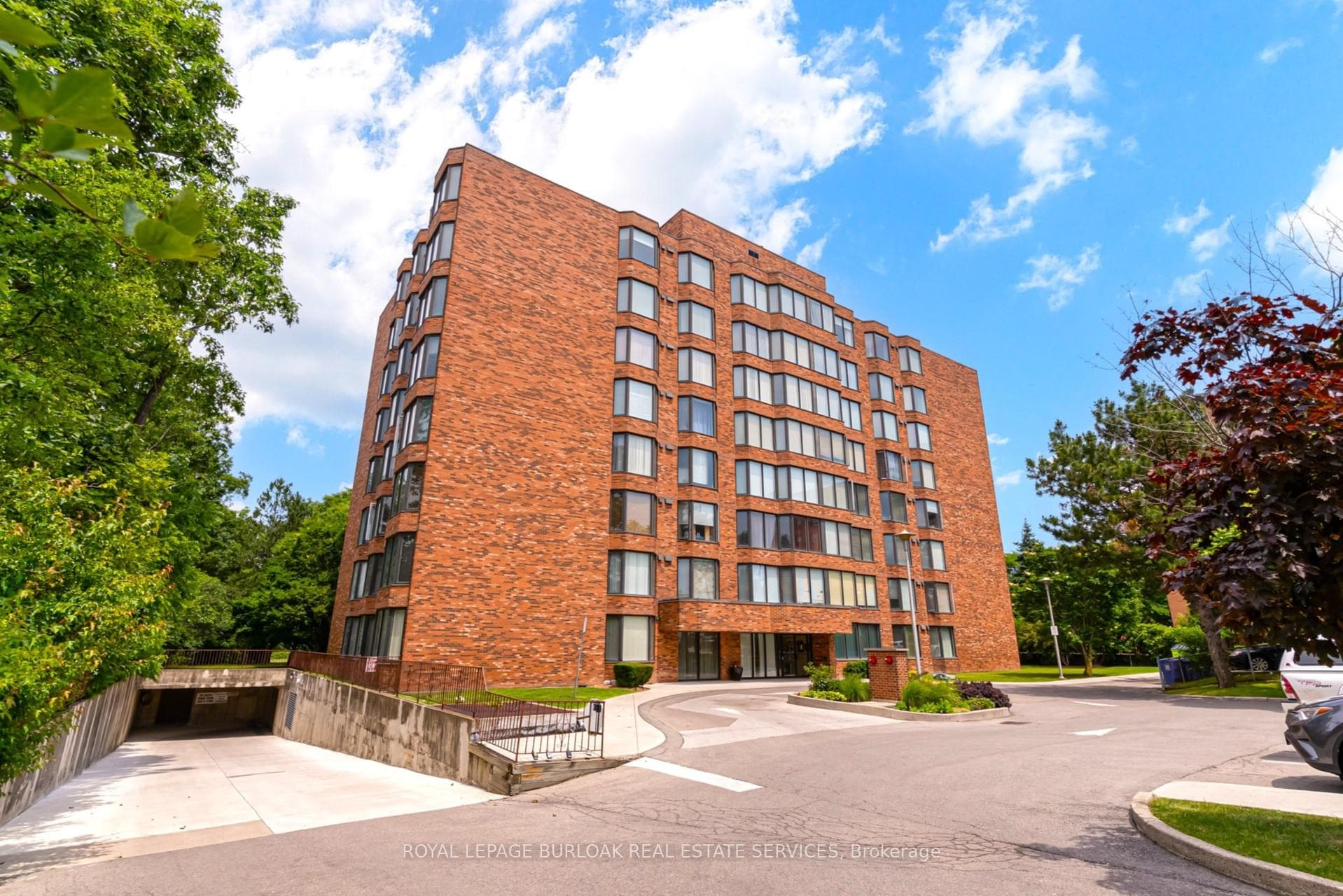 200 Limeridge Road Unit 804