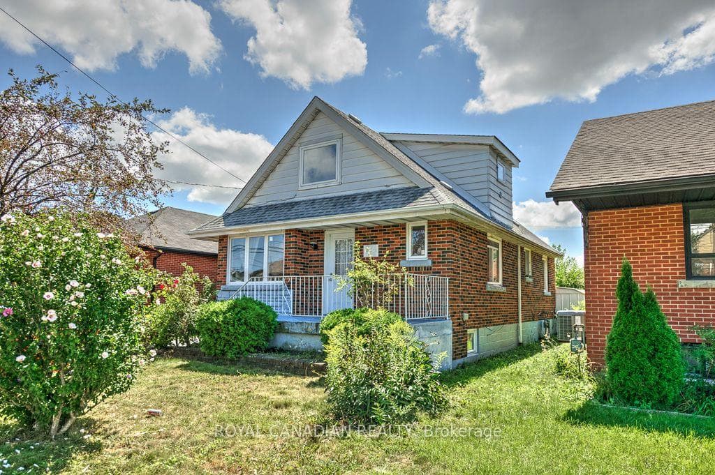 974 Queensdale Avenue
