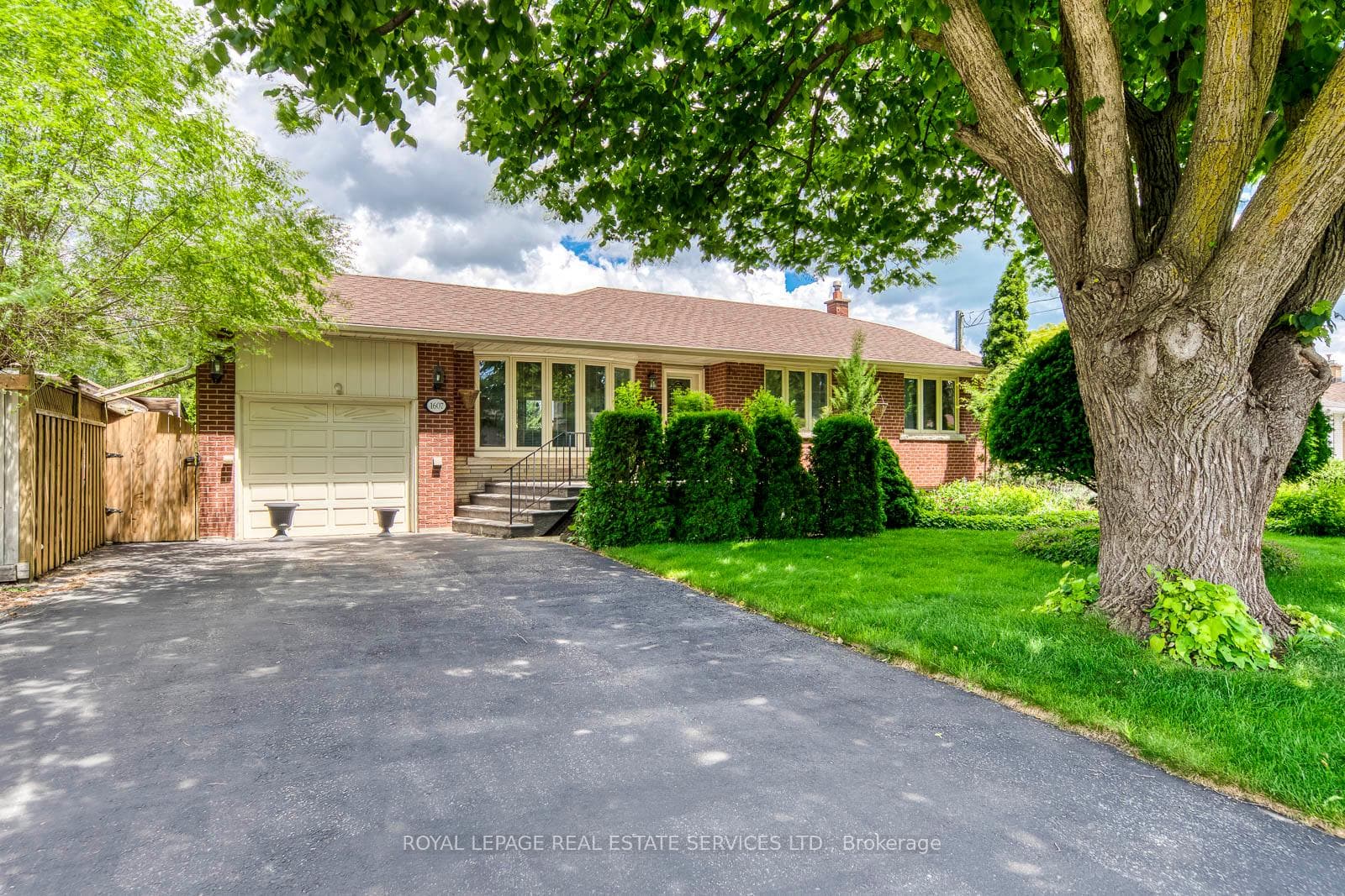 1607 Ewald Road