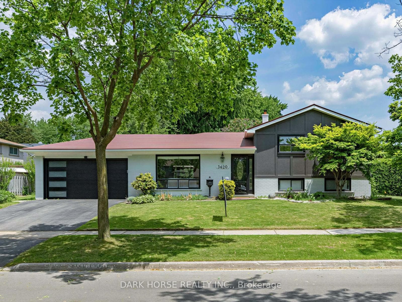 3620 Nadine Crescent
