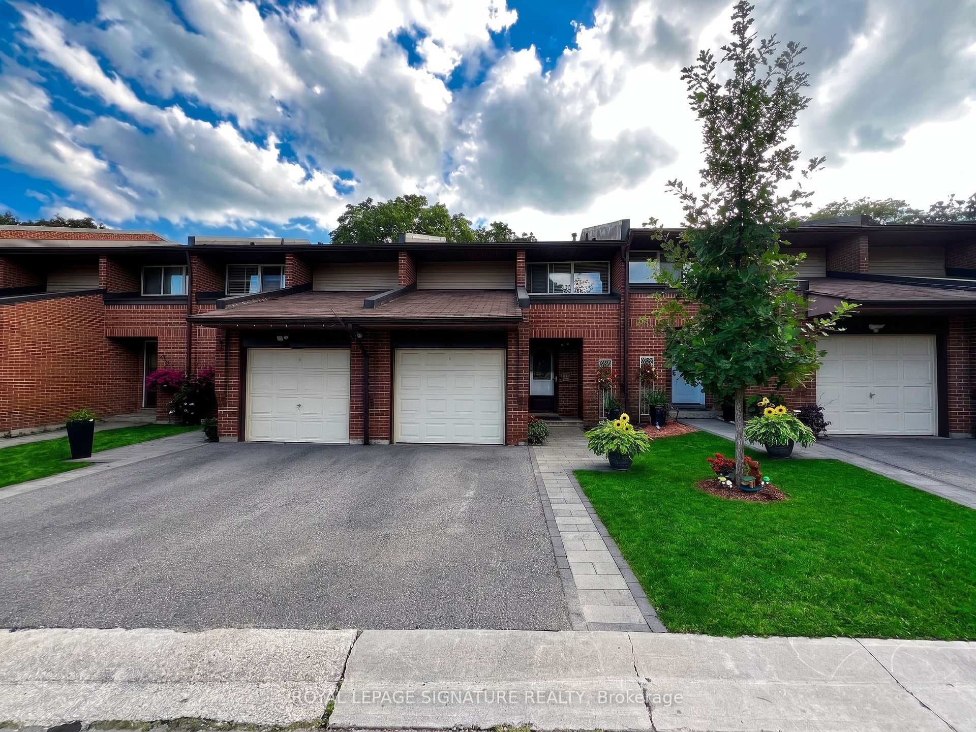 2301 Derry Road Unit 33