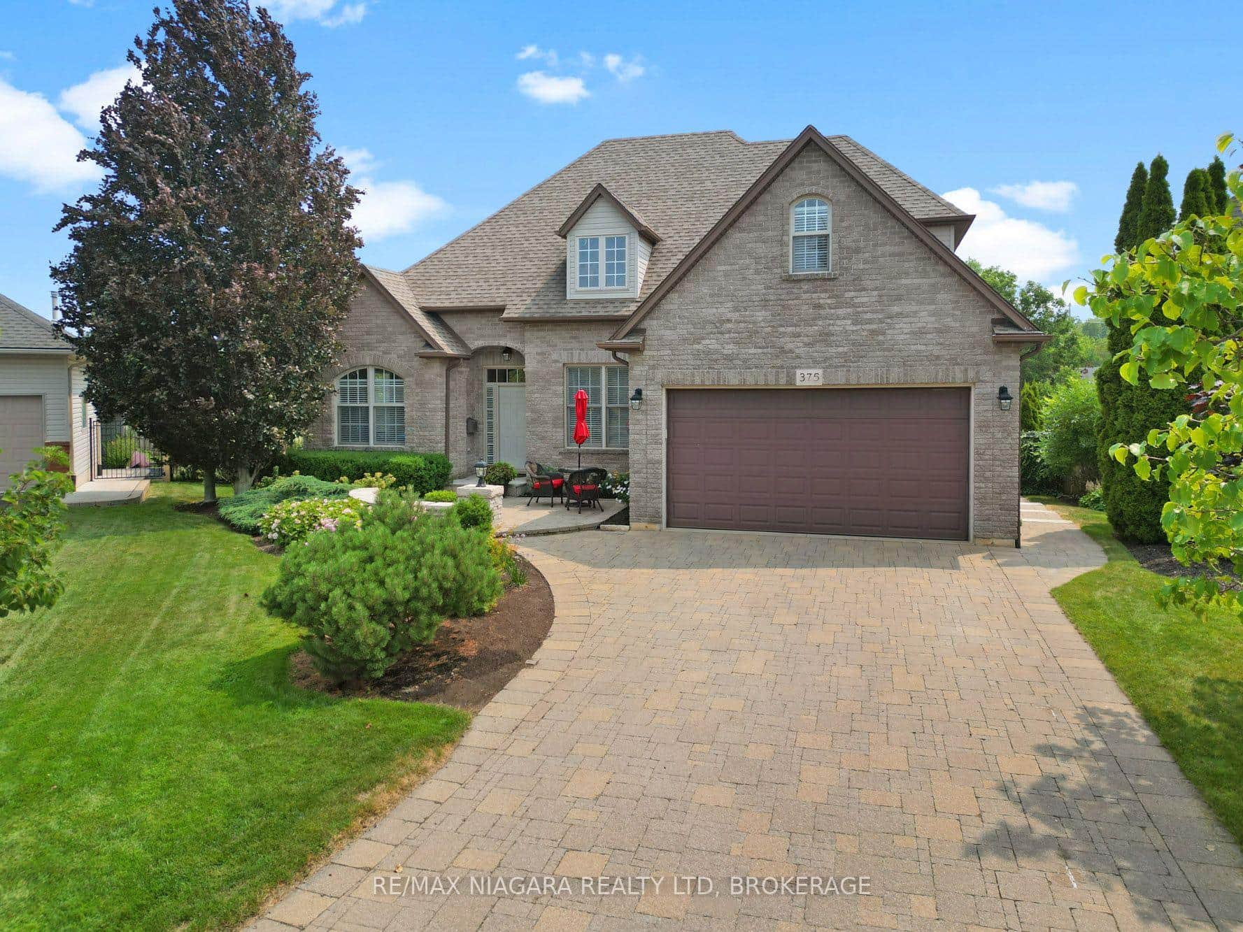 Beautiful Stone Driveway