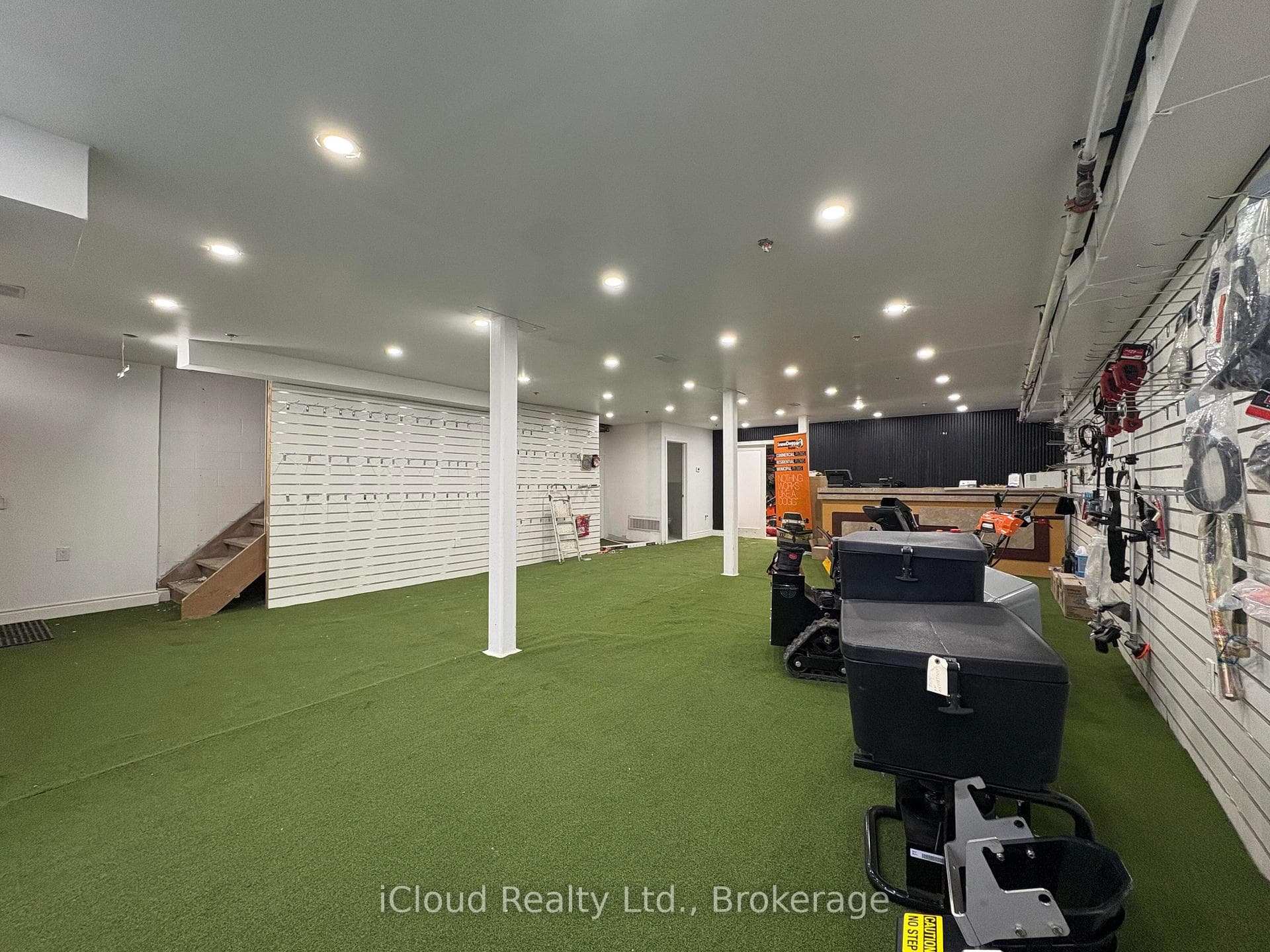 1060 Britannia Road Unit 6