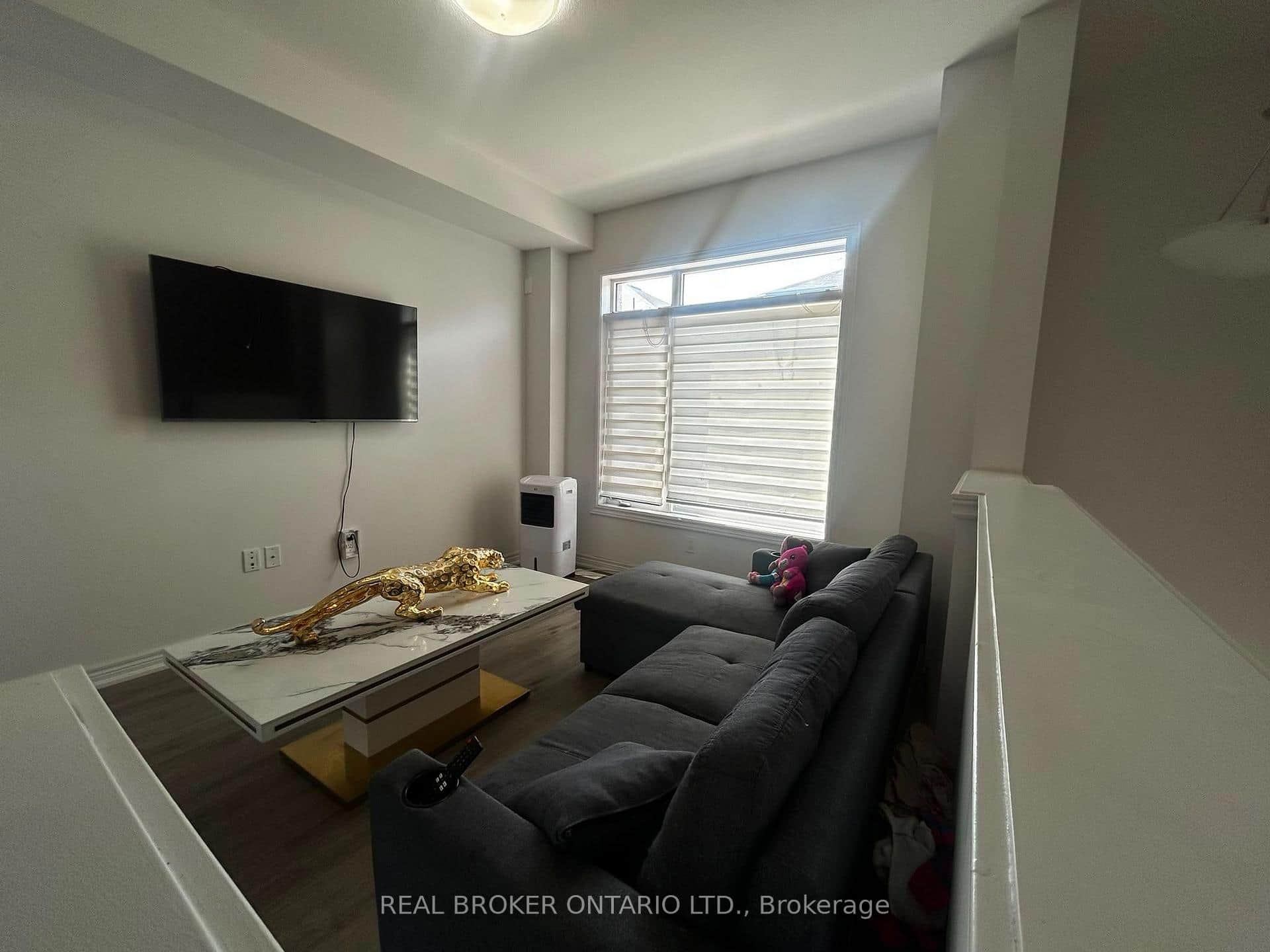 575 Woodward Avenue Unit 28