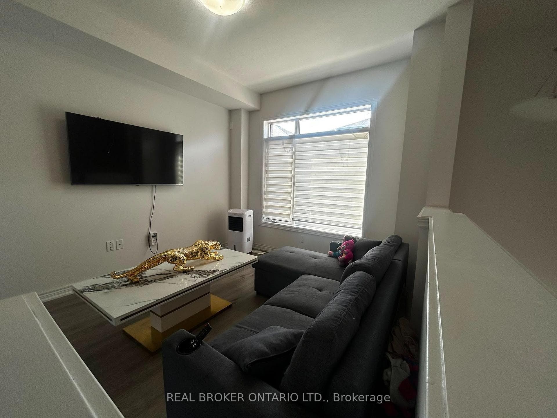 575 Woodward Avenue Unit 28