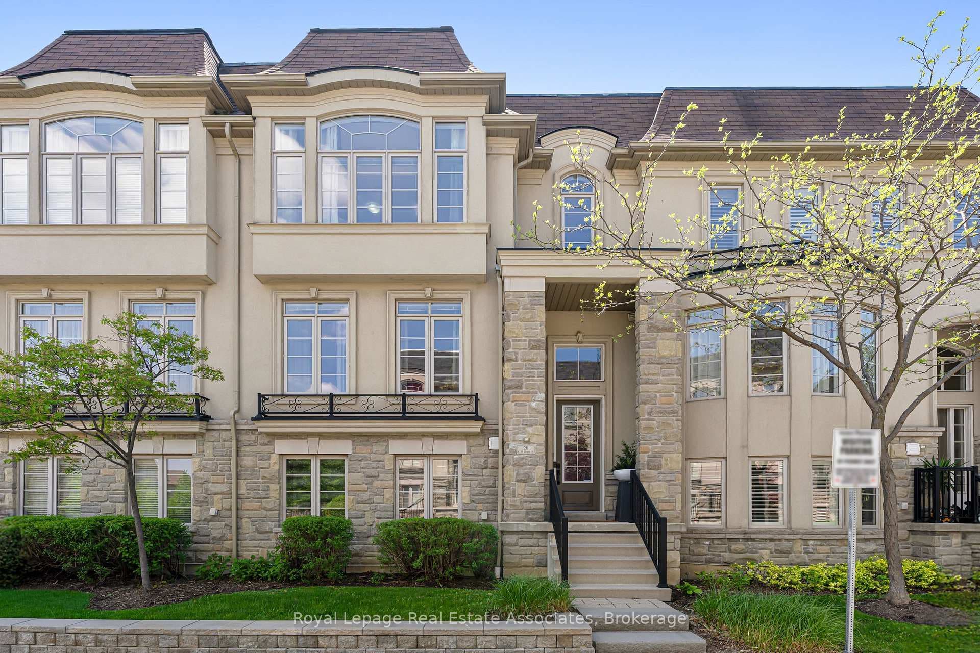 4135 Shipp Drive Unit 20