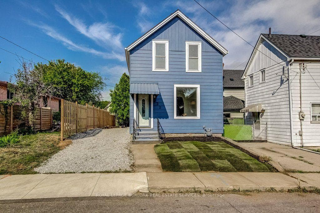 533 Catharine Street