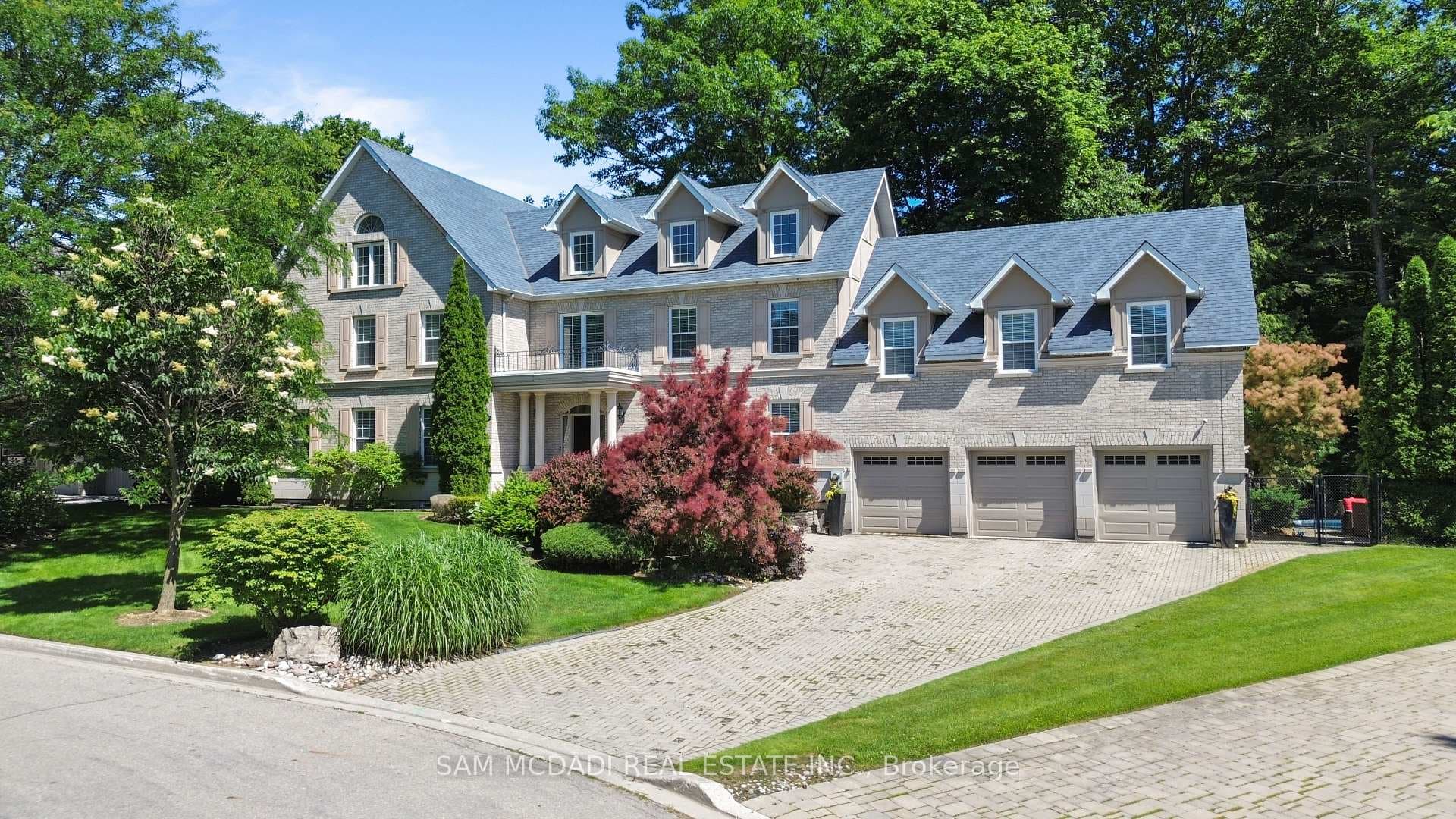 3248 Barchester Court