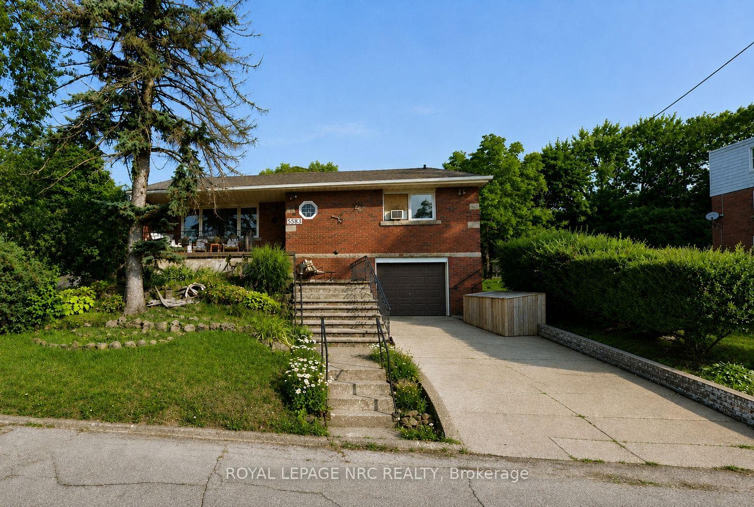 5583 Ontario Avenue Unit A