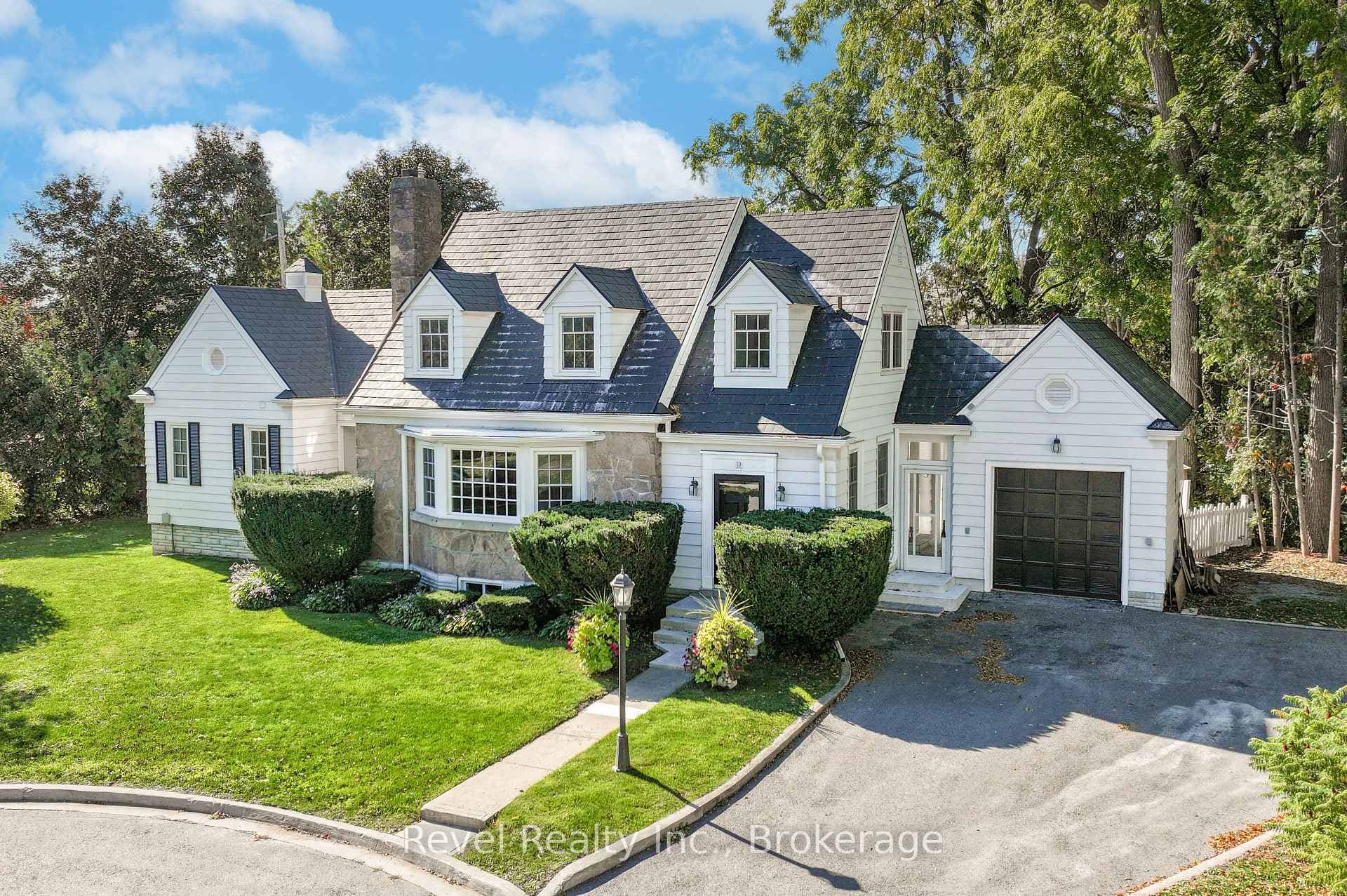 13 Sylvan Crescent