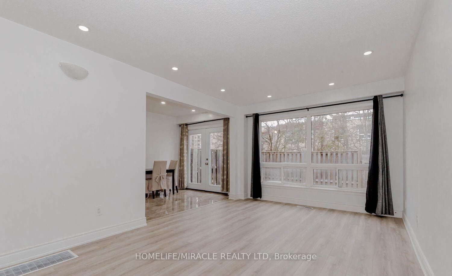 7500 Goreway Drive Unit 56