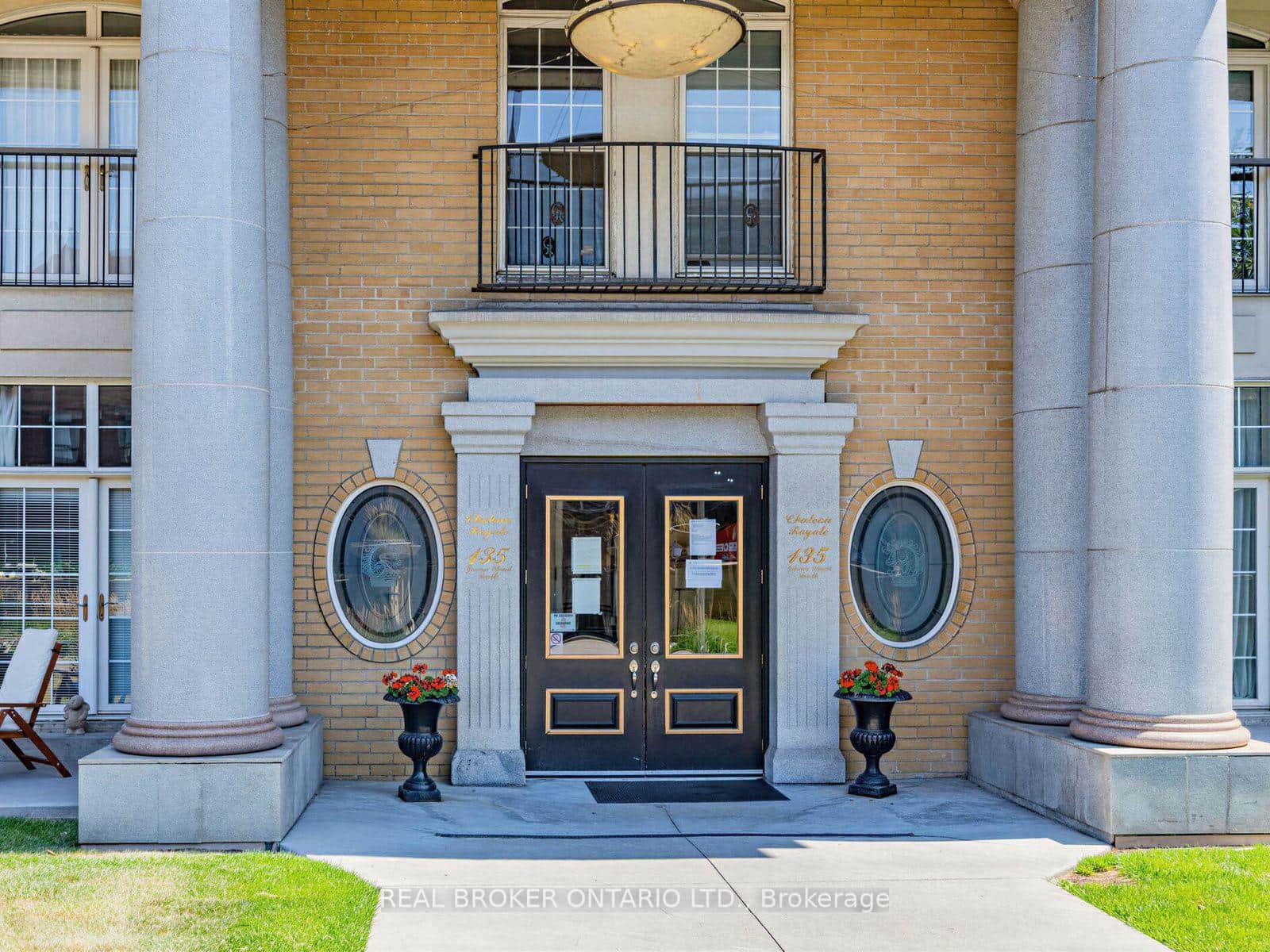 135 James Street Unit 1011