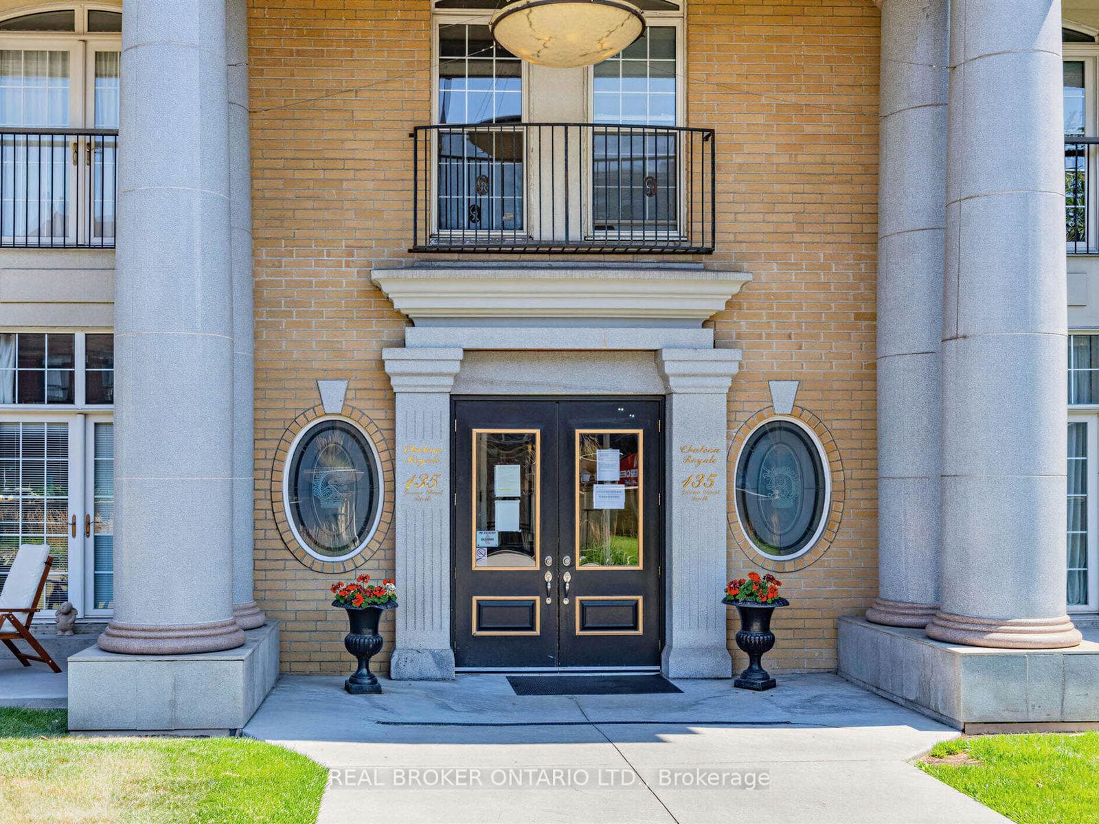 135 James Street Unit 1011