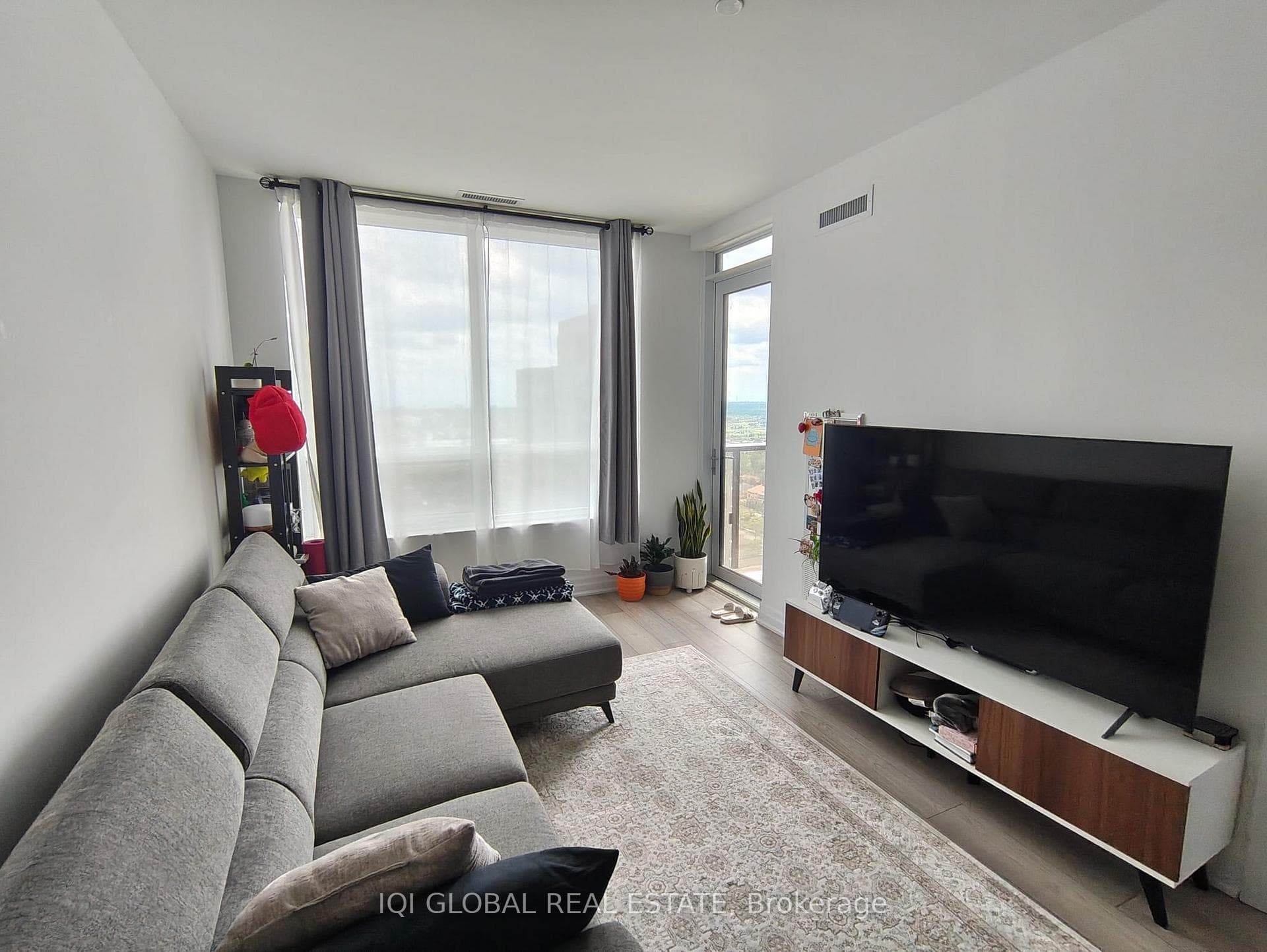 36 Elm Drive Unit 3107