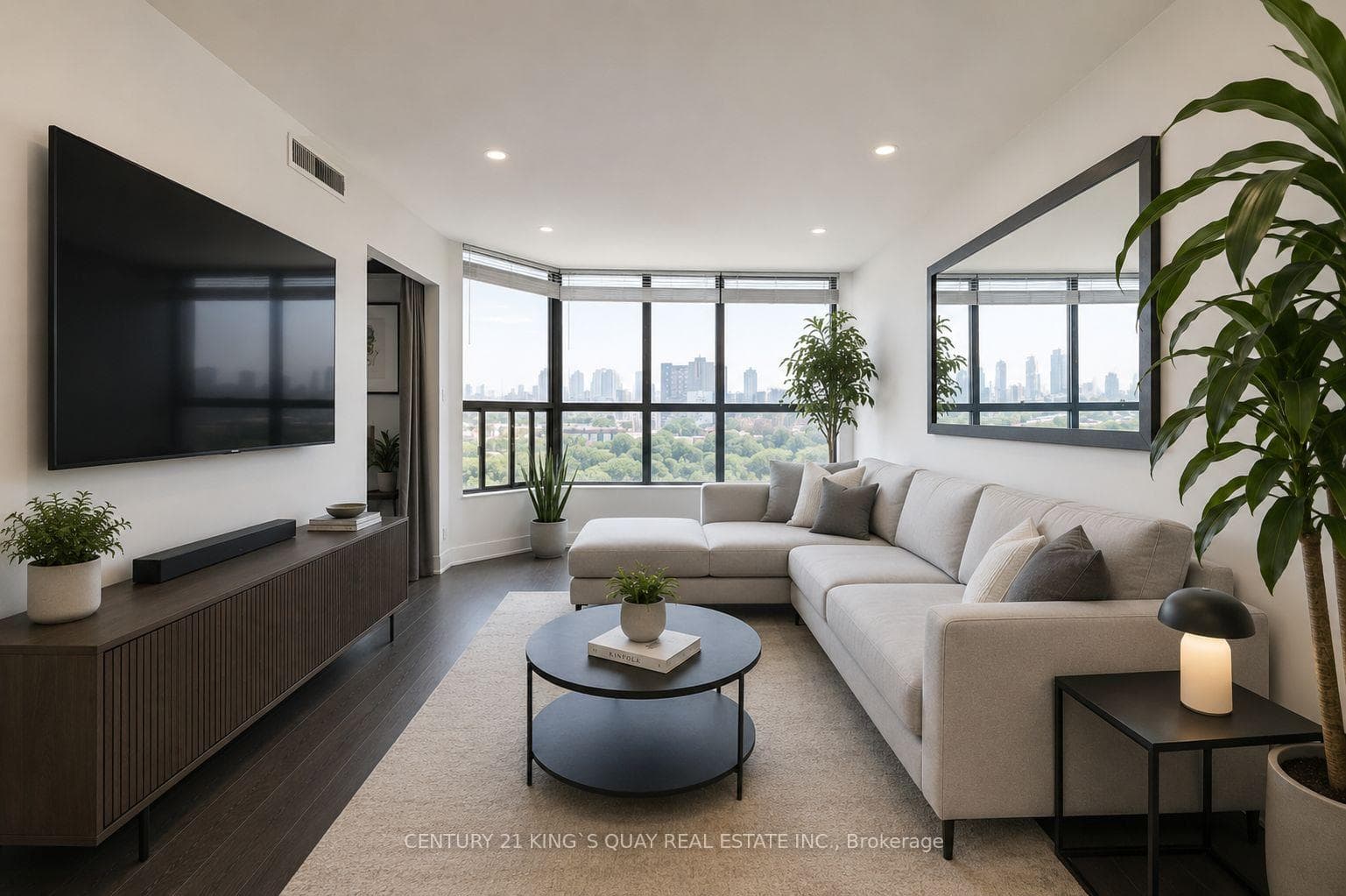 25 Agnes Street Unit 502