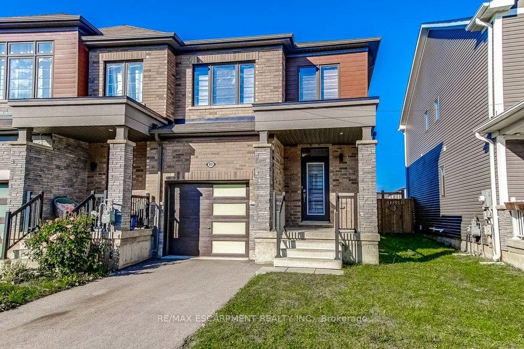 80 Oaktree Drive